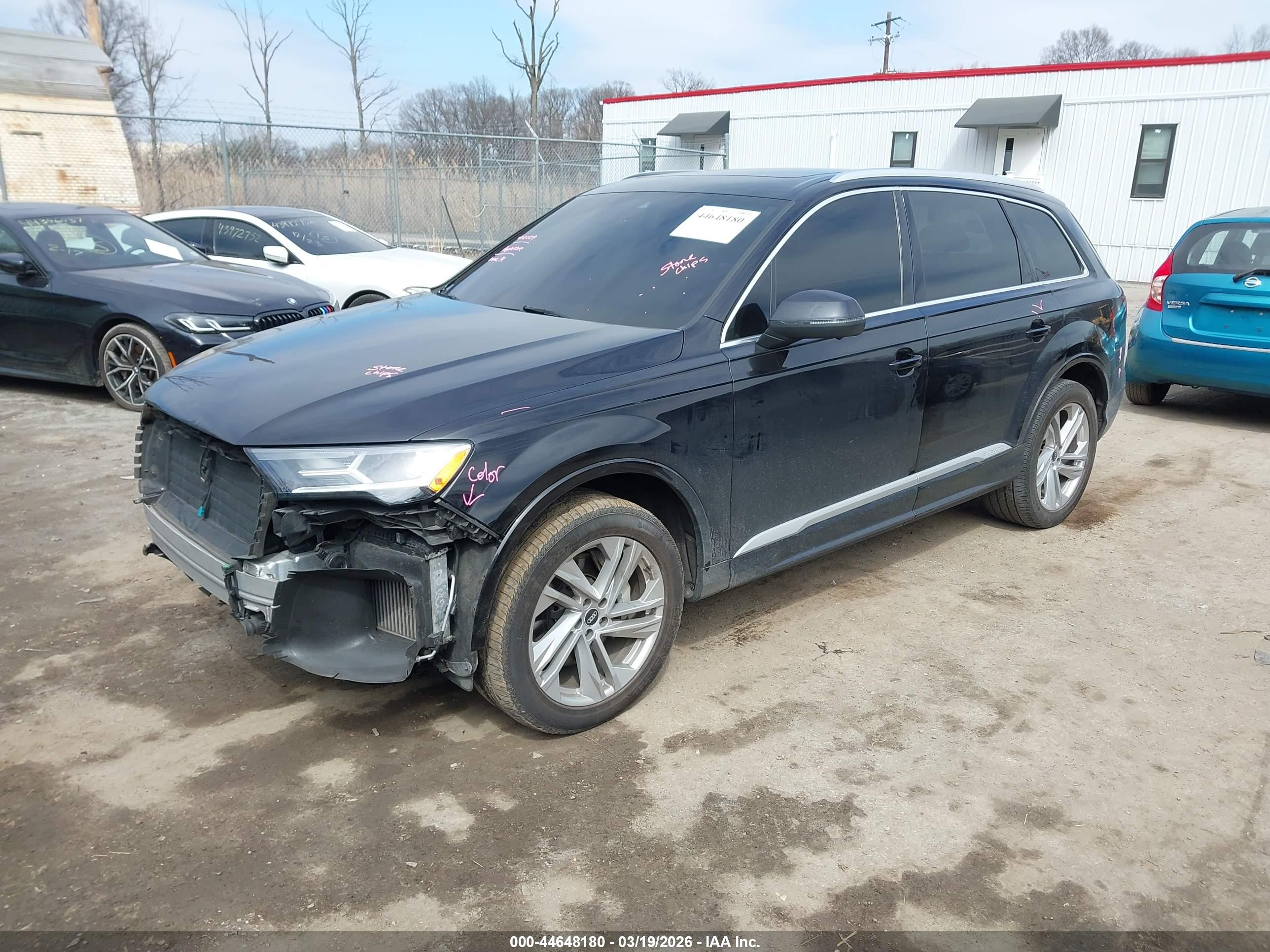 AUDI Q7 image 2