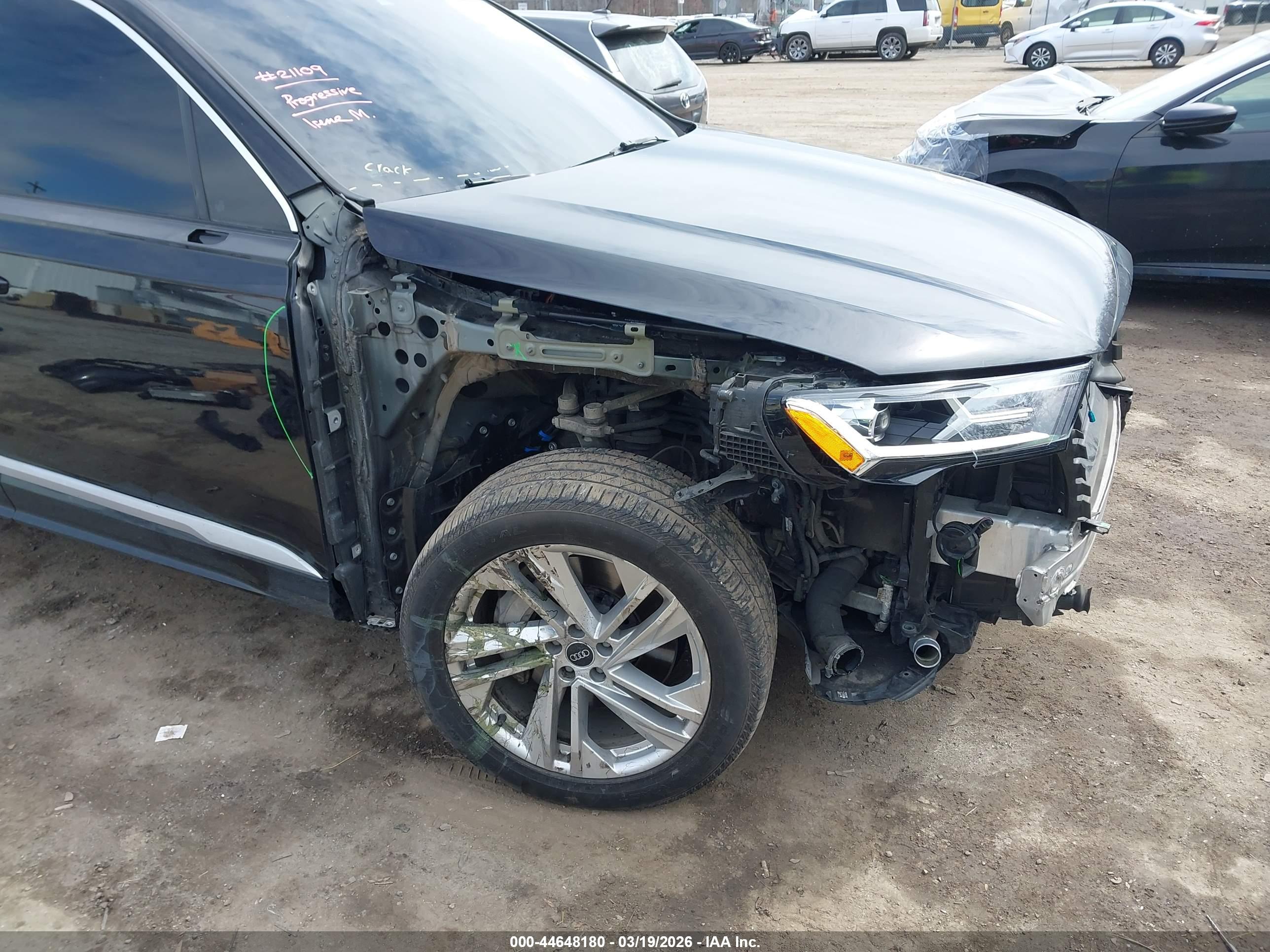 AUDI Q7 image 6