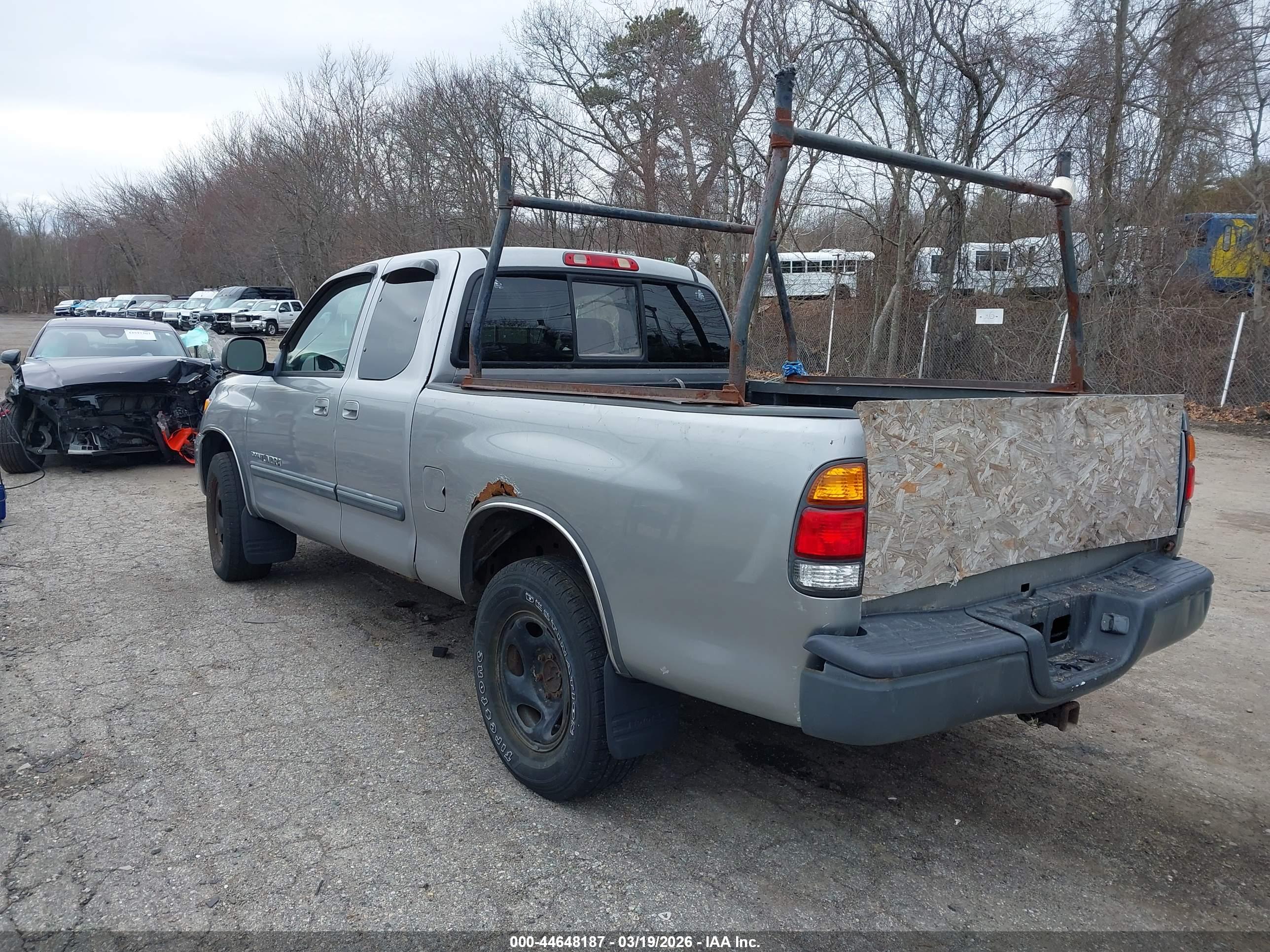 TOYOTA TUNDRA image 3