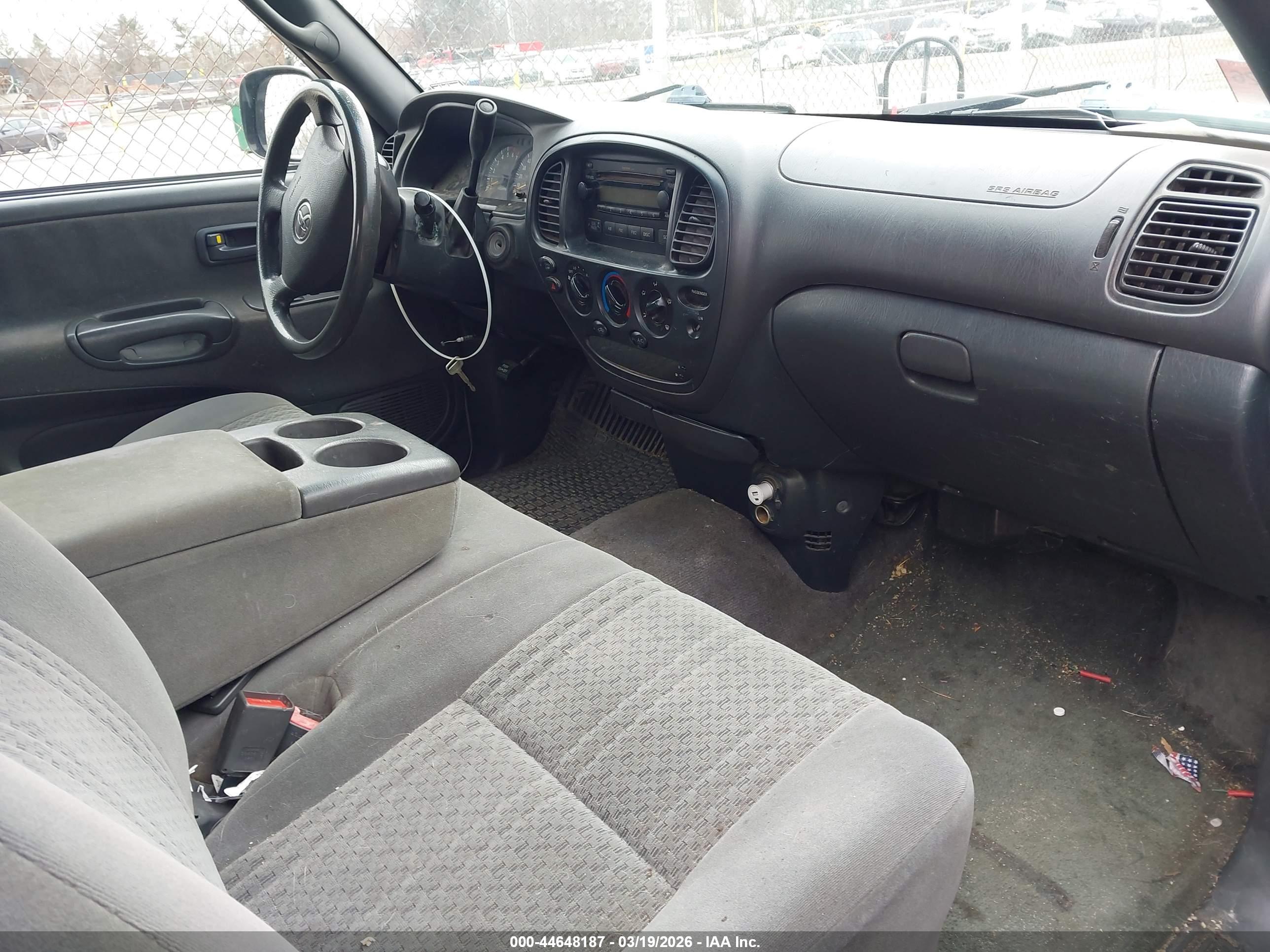 TOYOTA TUNDRA image 5