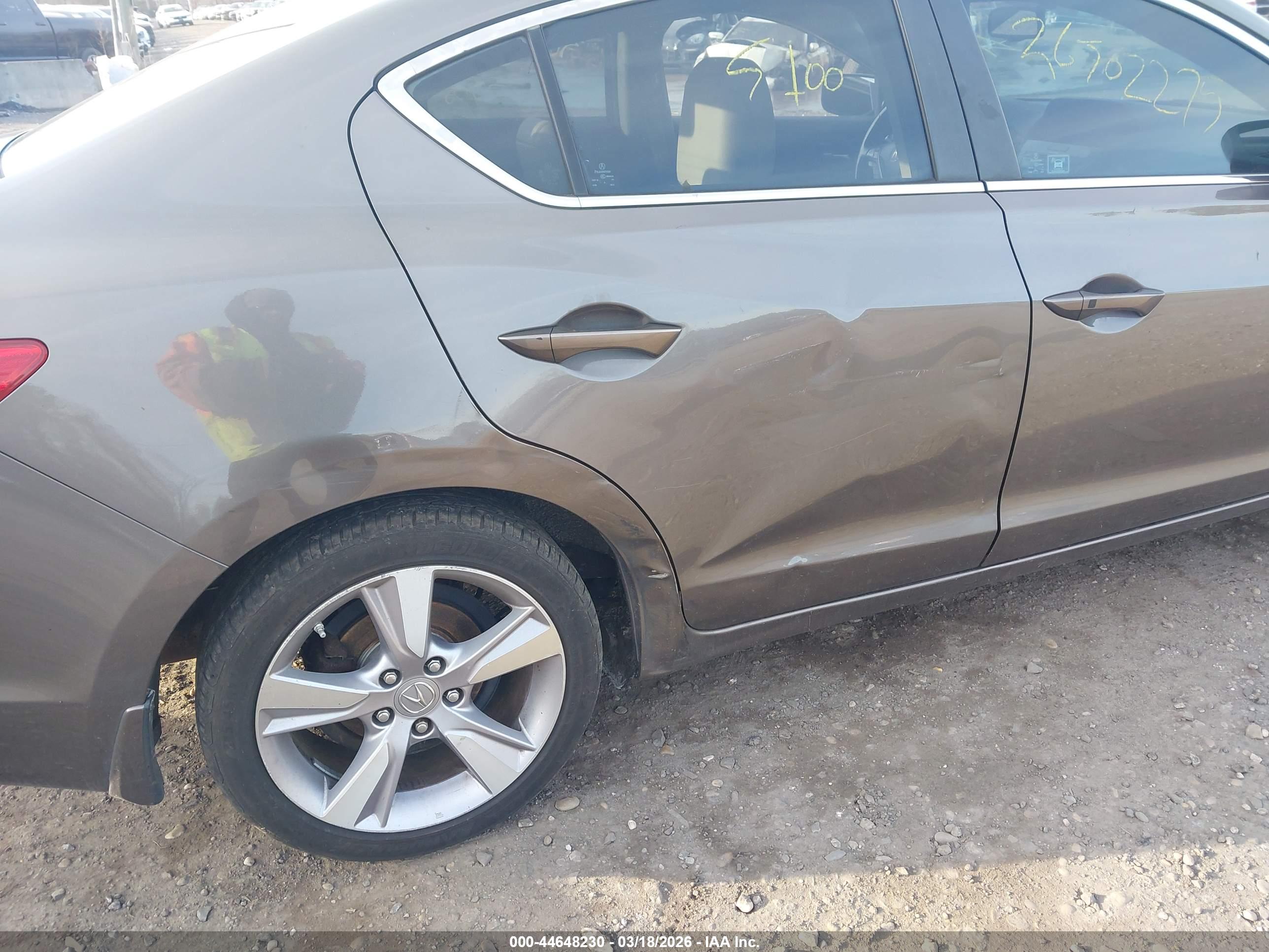ACURA ILX image 6