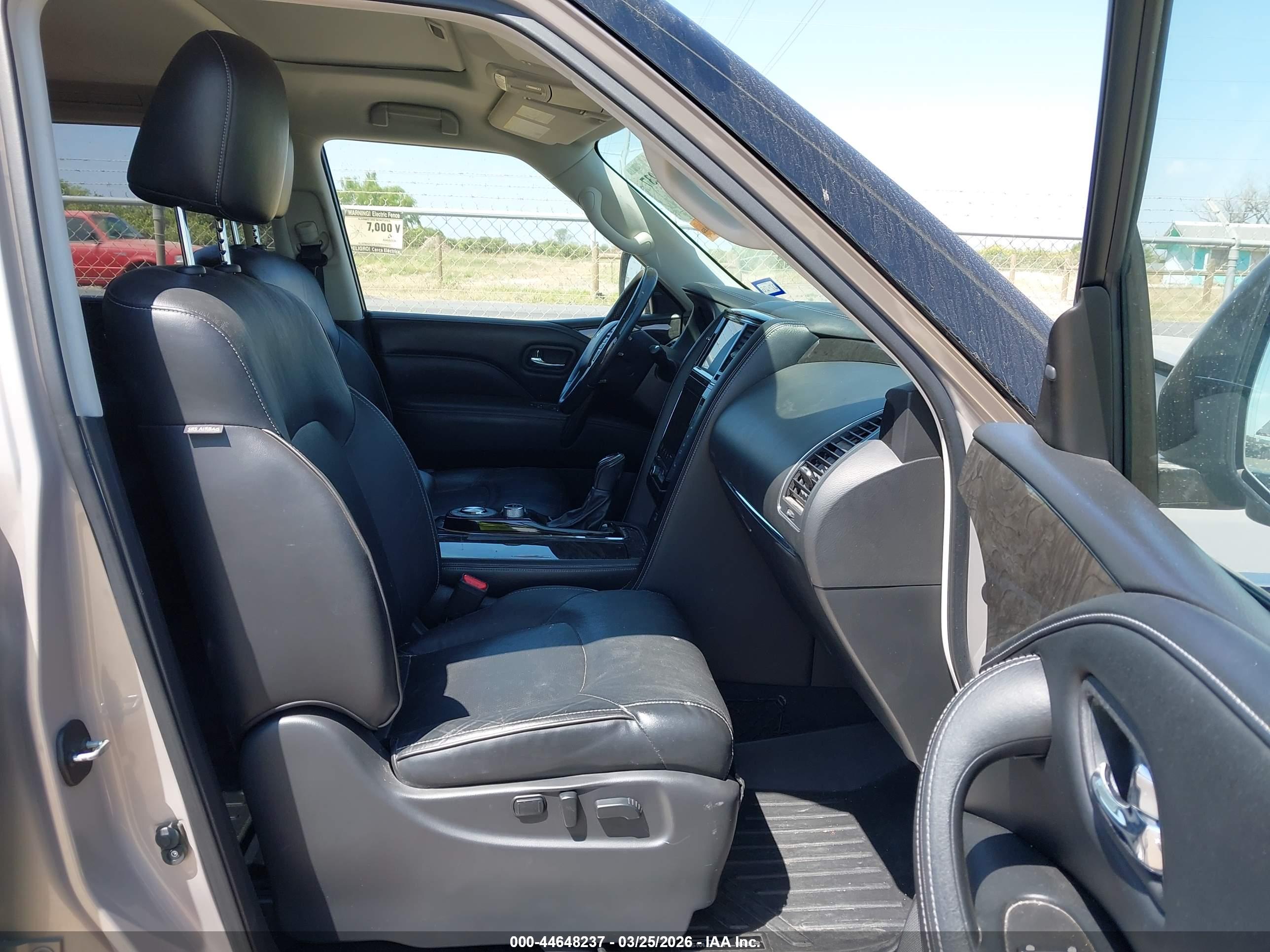 INFINITI QX80 image 5