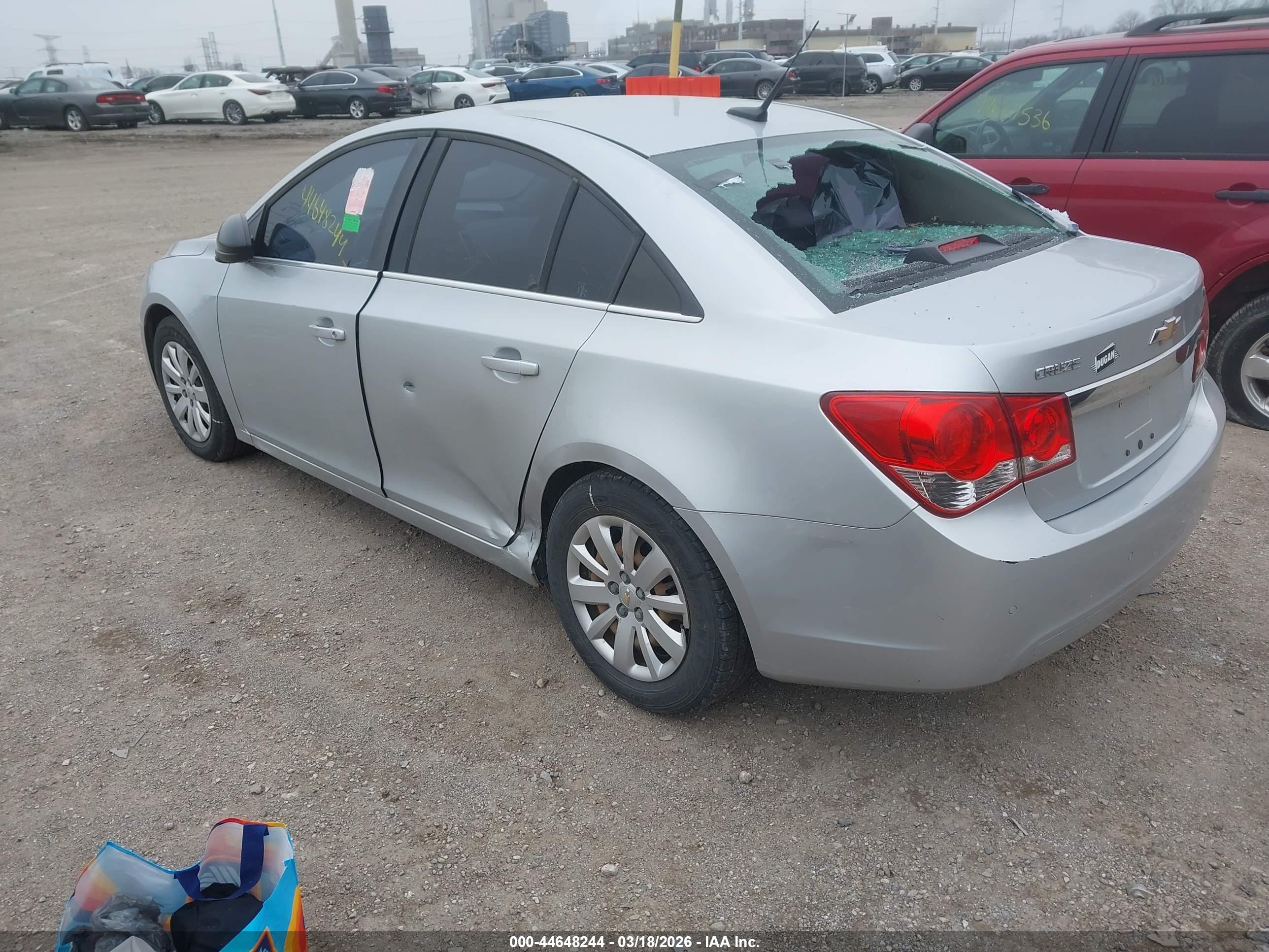 CHEVROLET CRUZE image 3