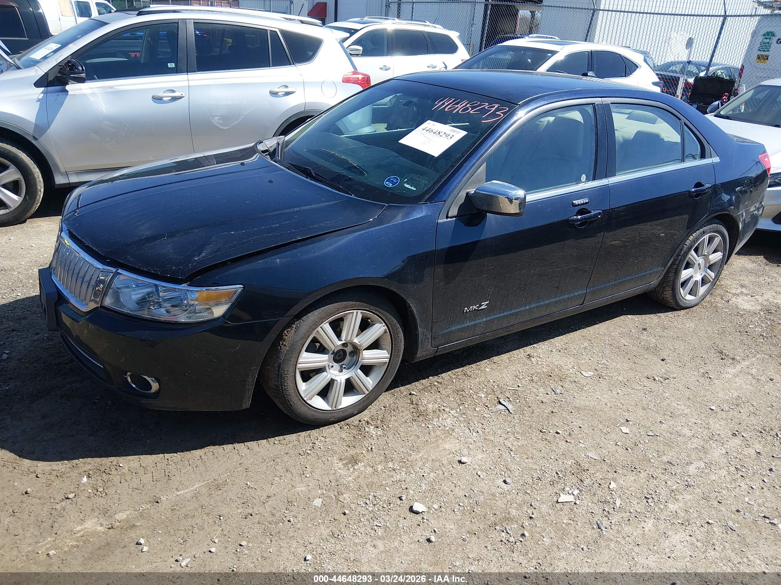 LINCOLN MKZ image 2