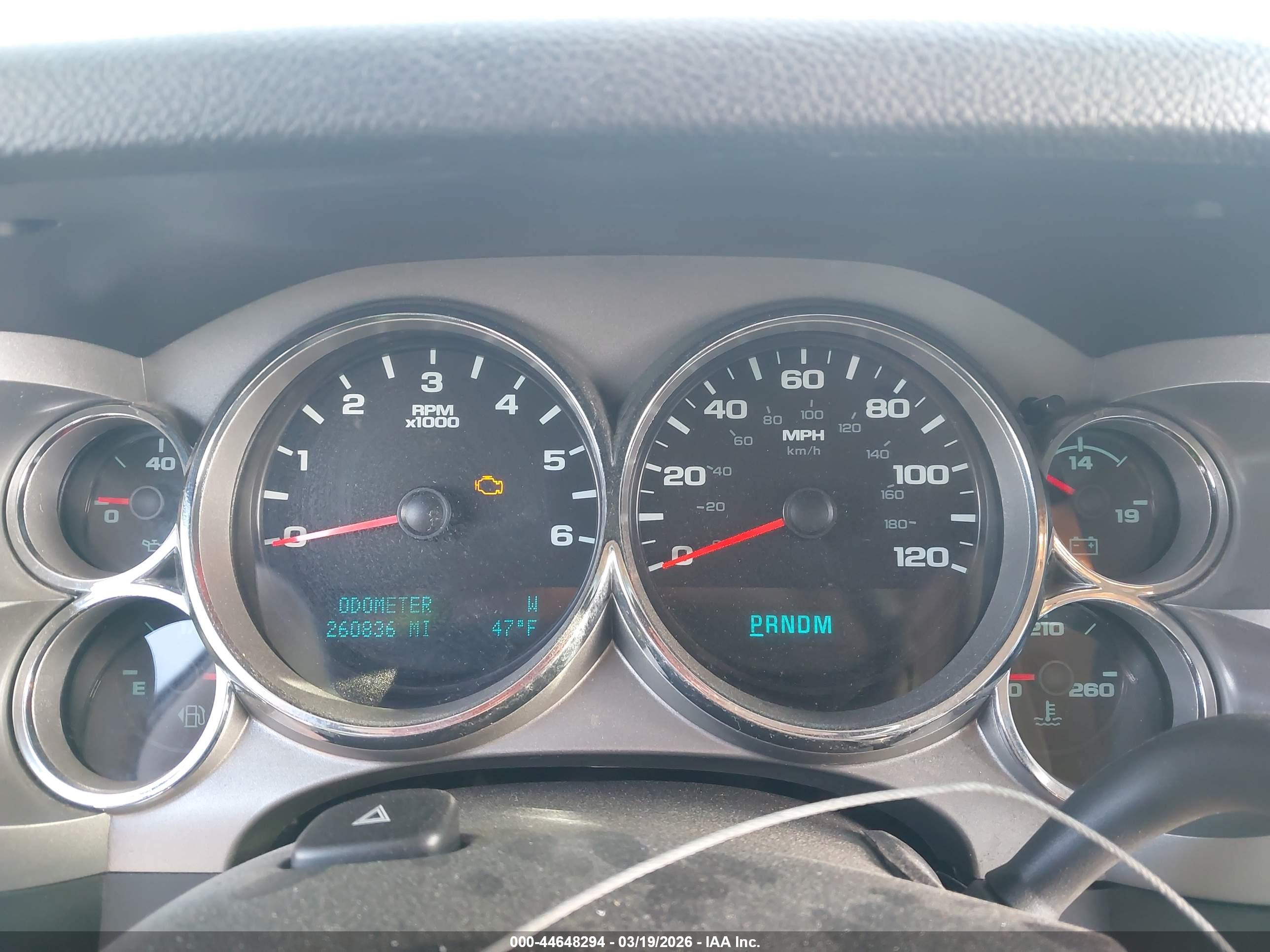CHEVROLET SILVERADO image 7