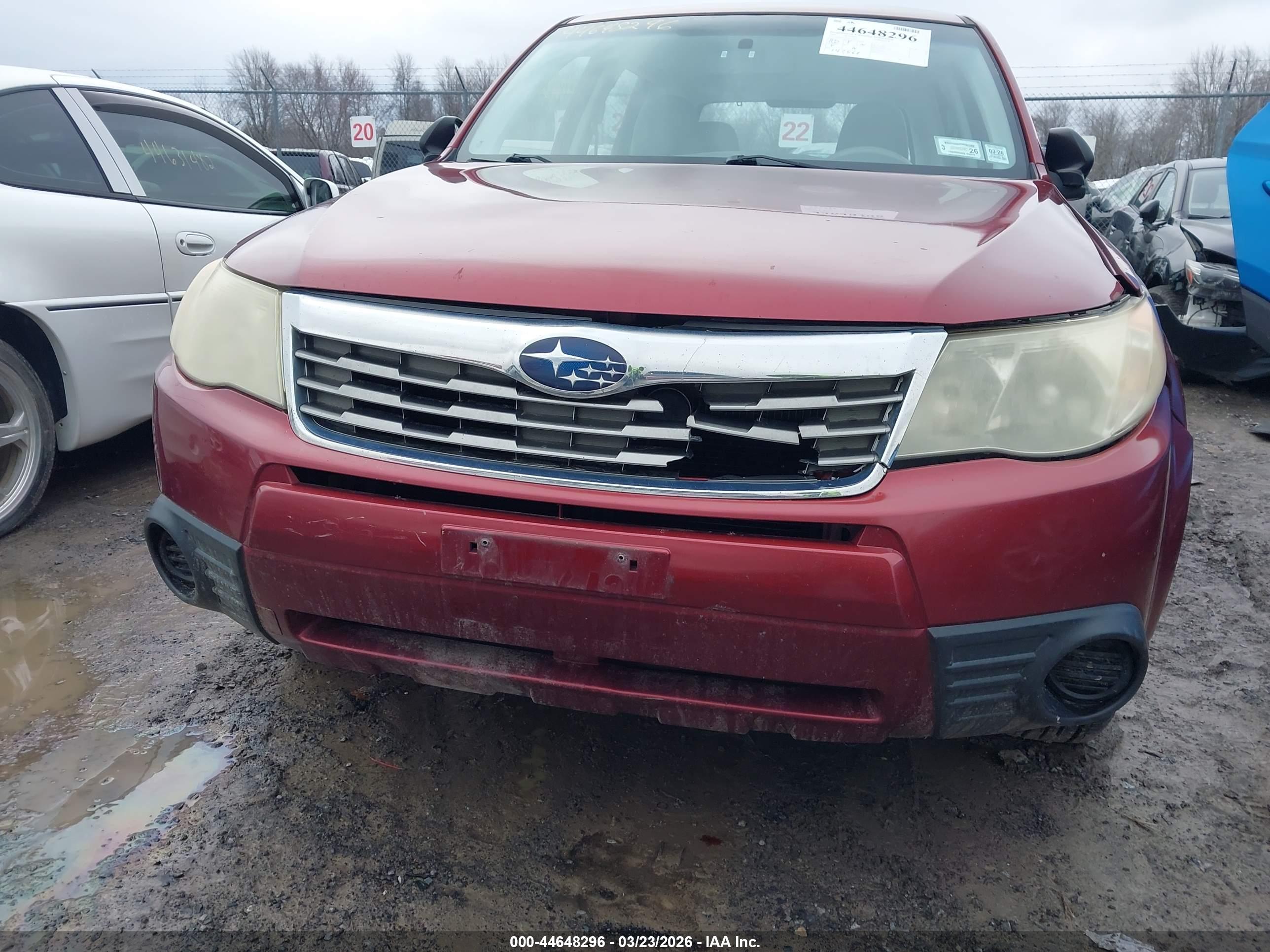 SUBARU FORESTER image 6