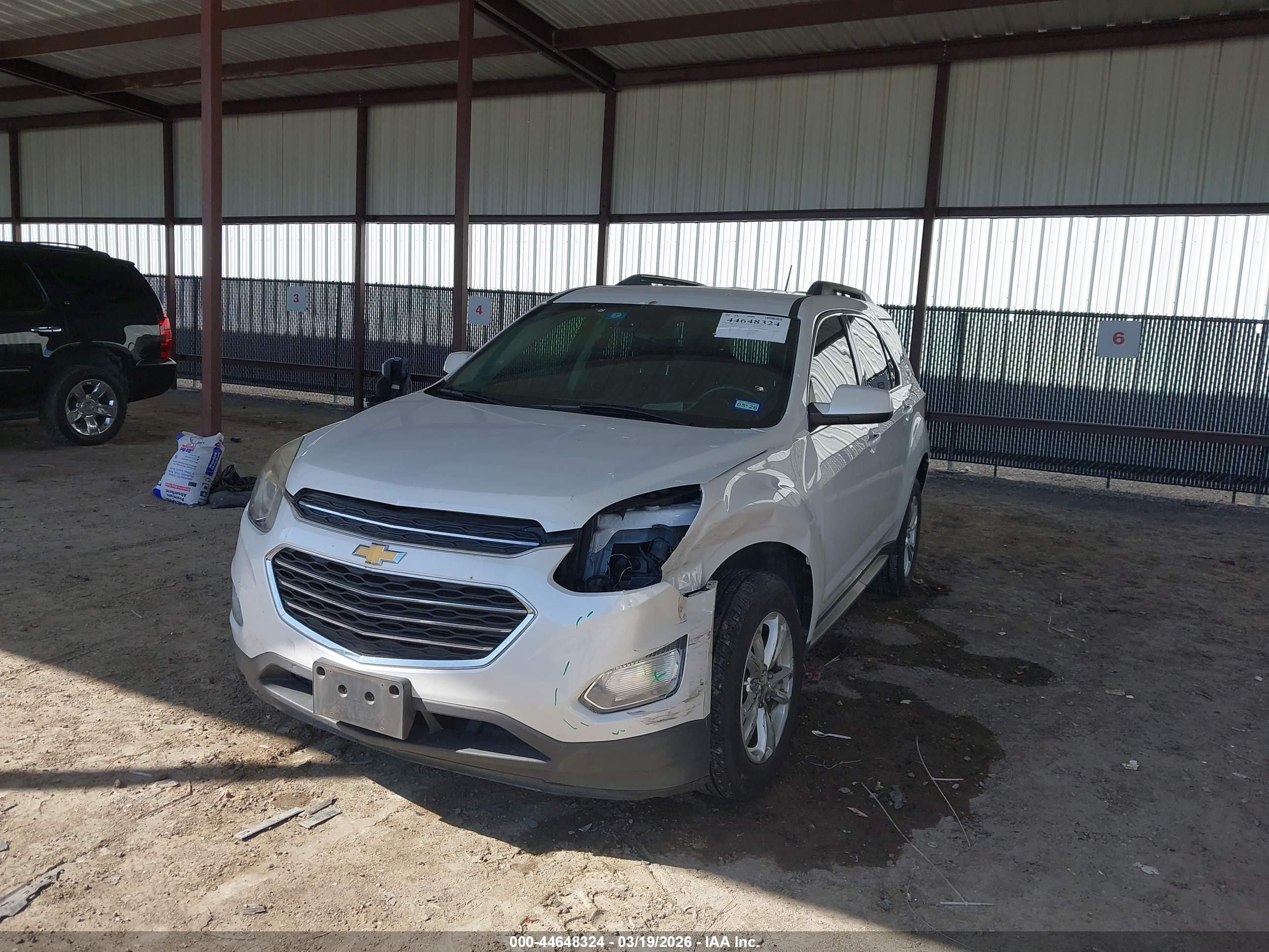 CHEVROLET EQUINOX image 2