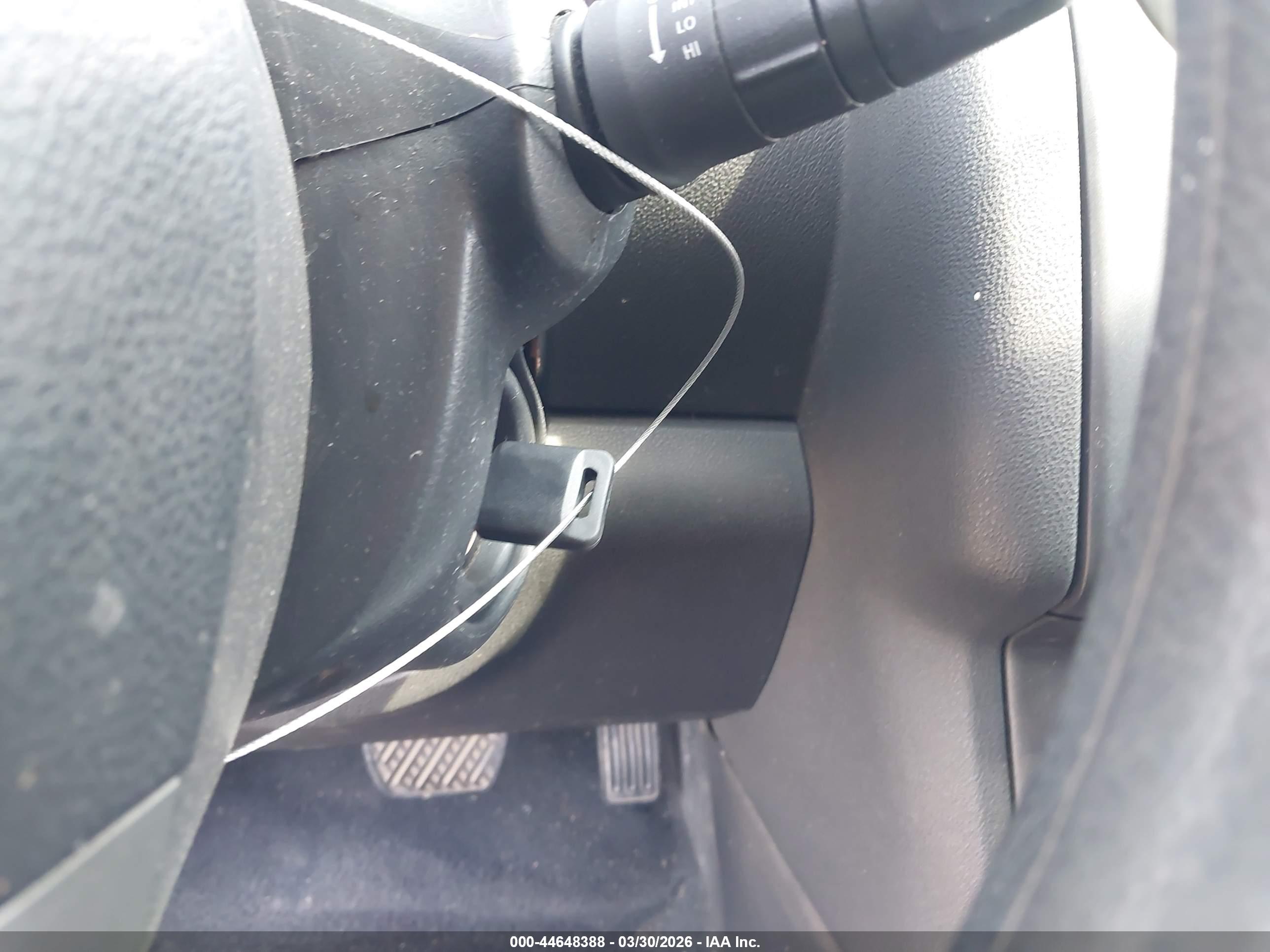 NISSAN ROGUE image 11