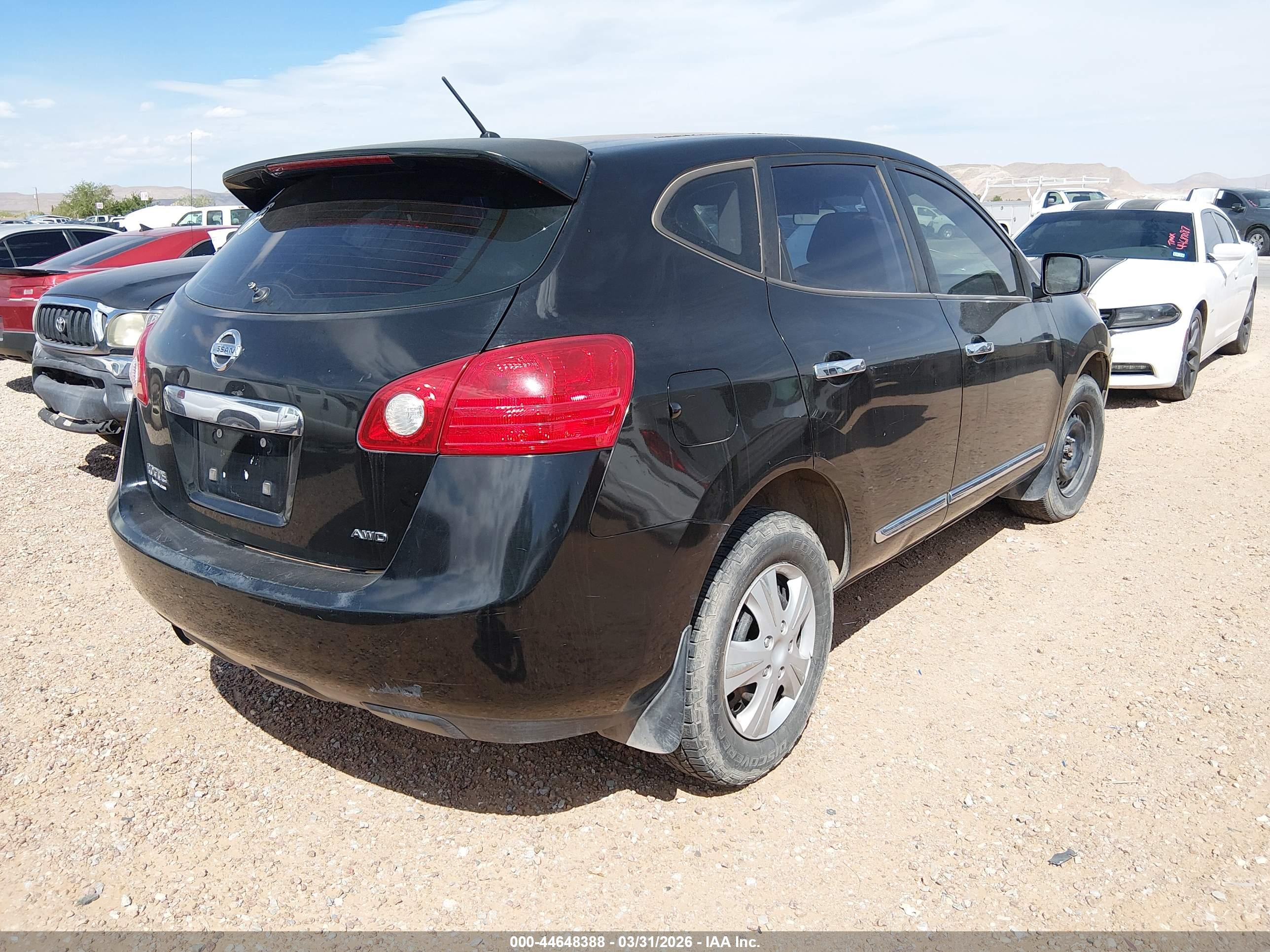 NISSAN ROGUE image 4