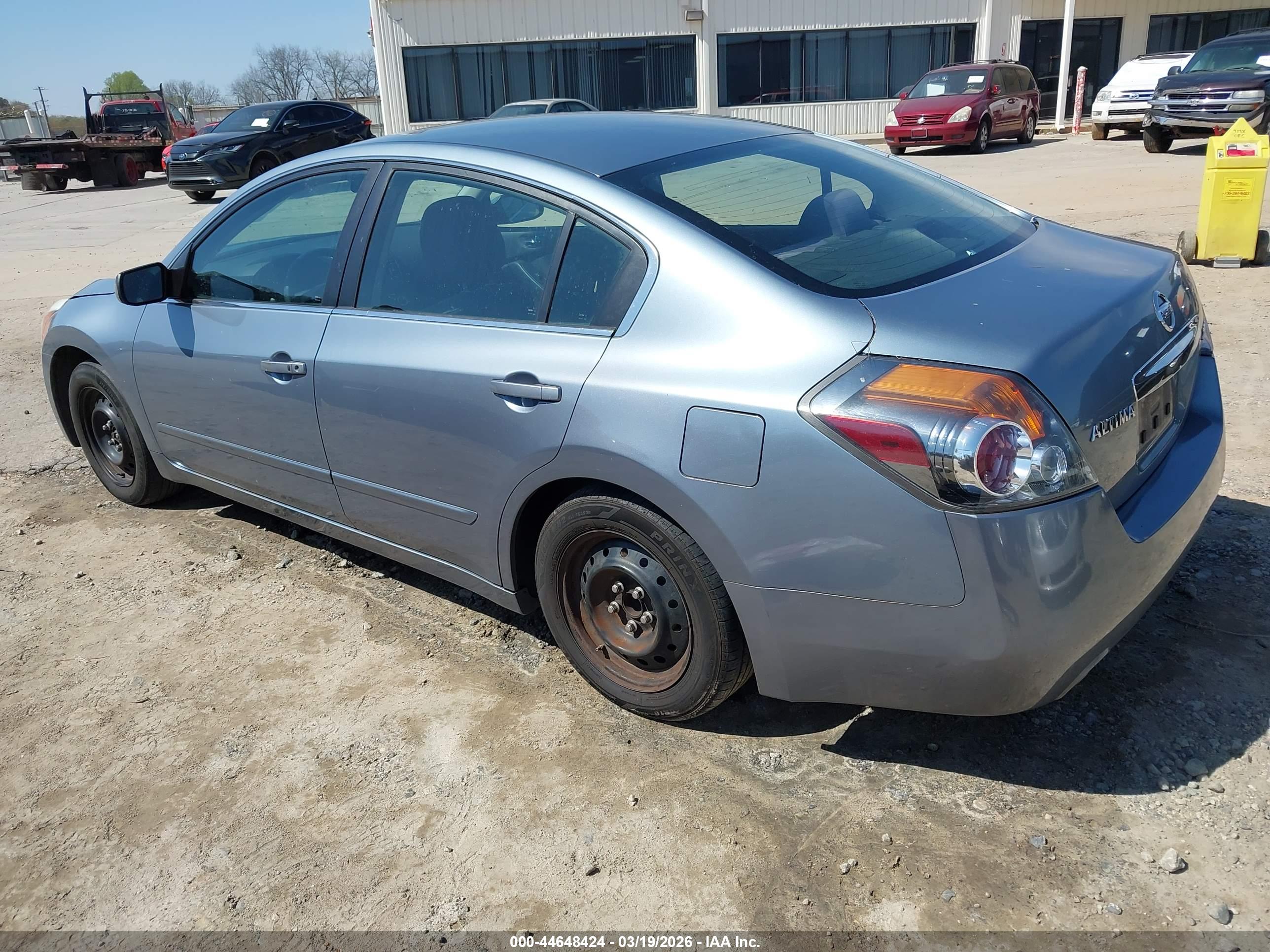 NISSAN ALTIMA image 3