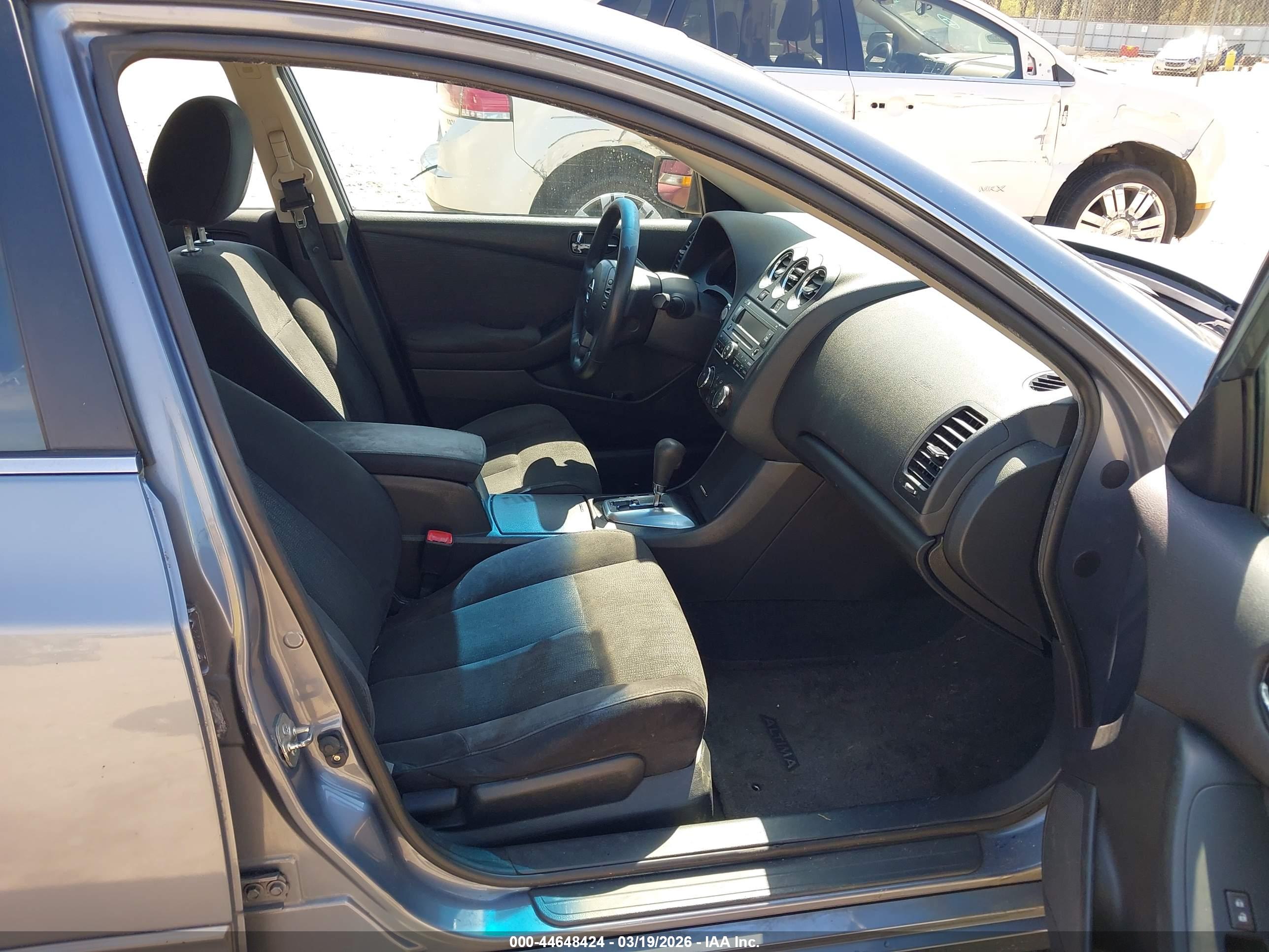 NISSAN ALTIMA image 5