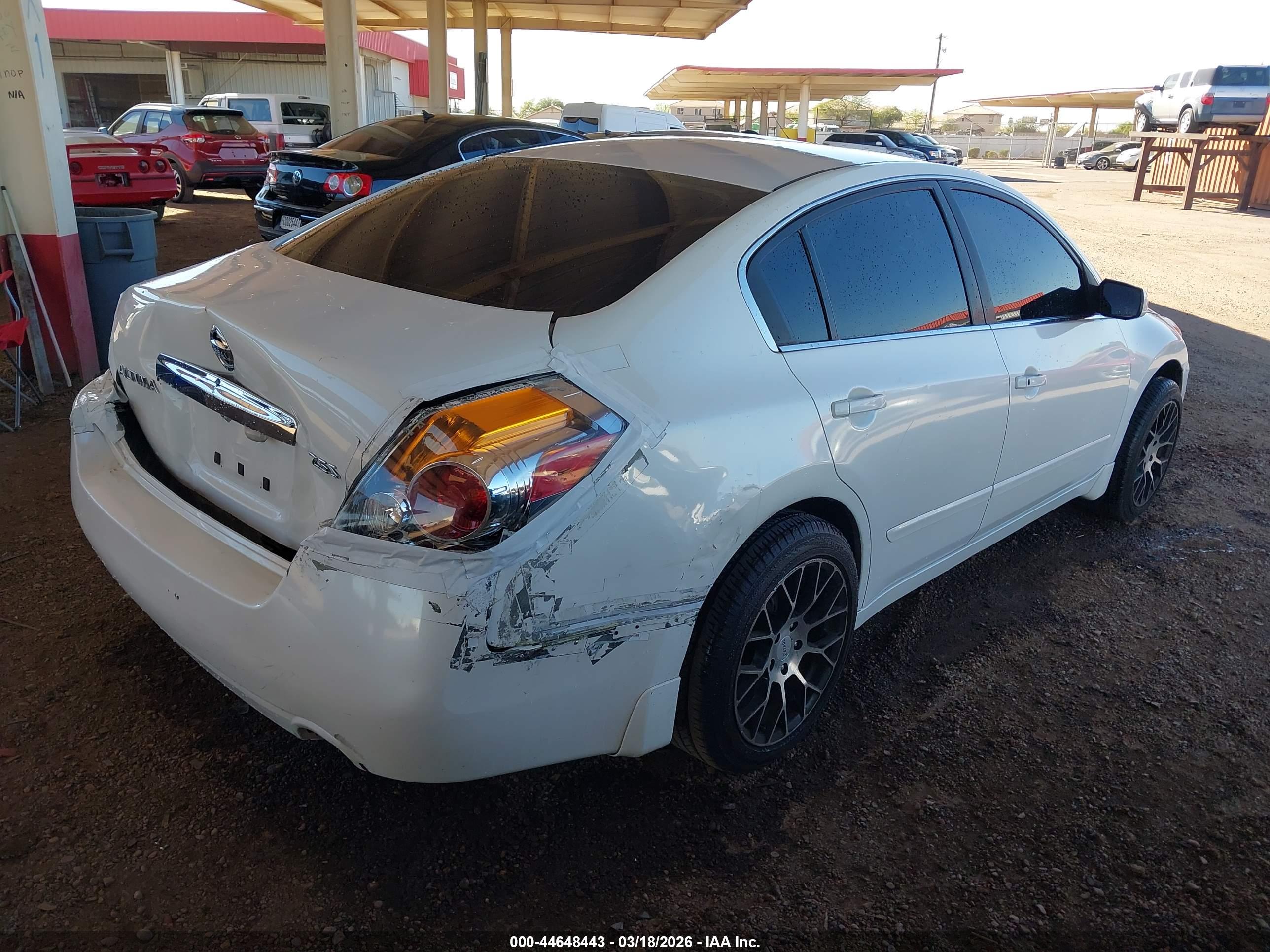 NISSAN ALTIMA image 4