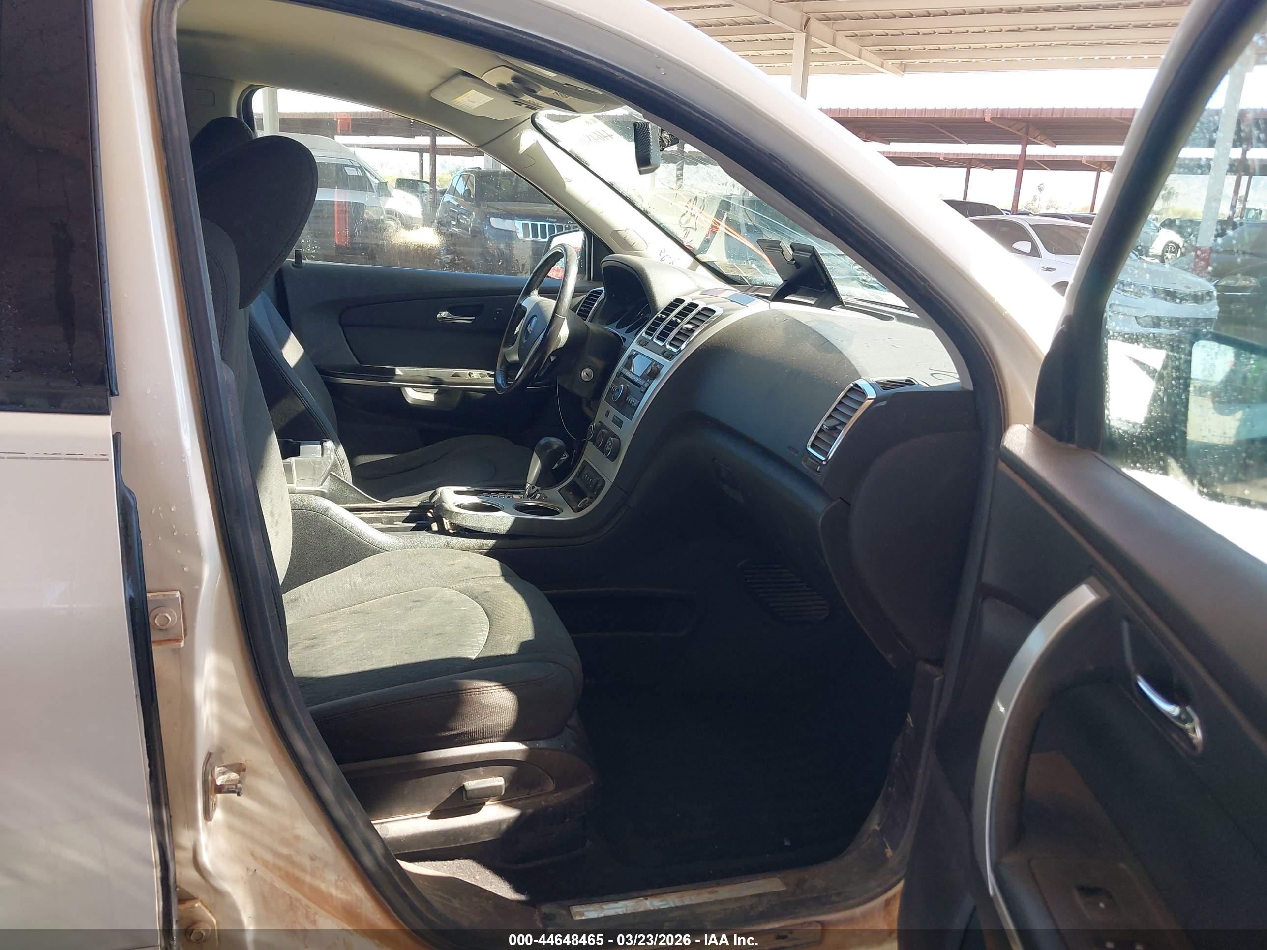 GMC ACADIA image 5