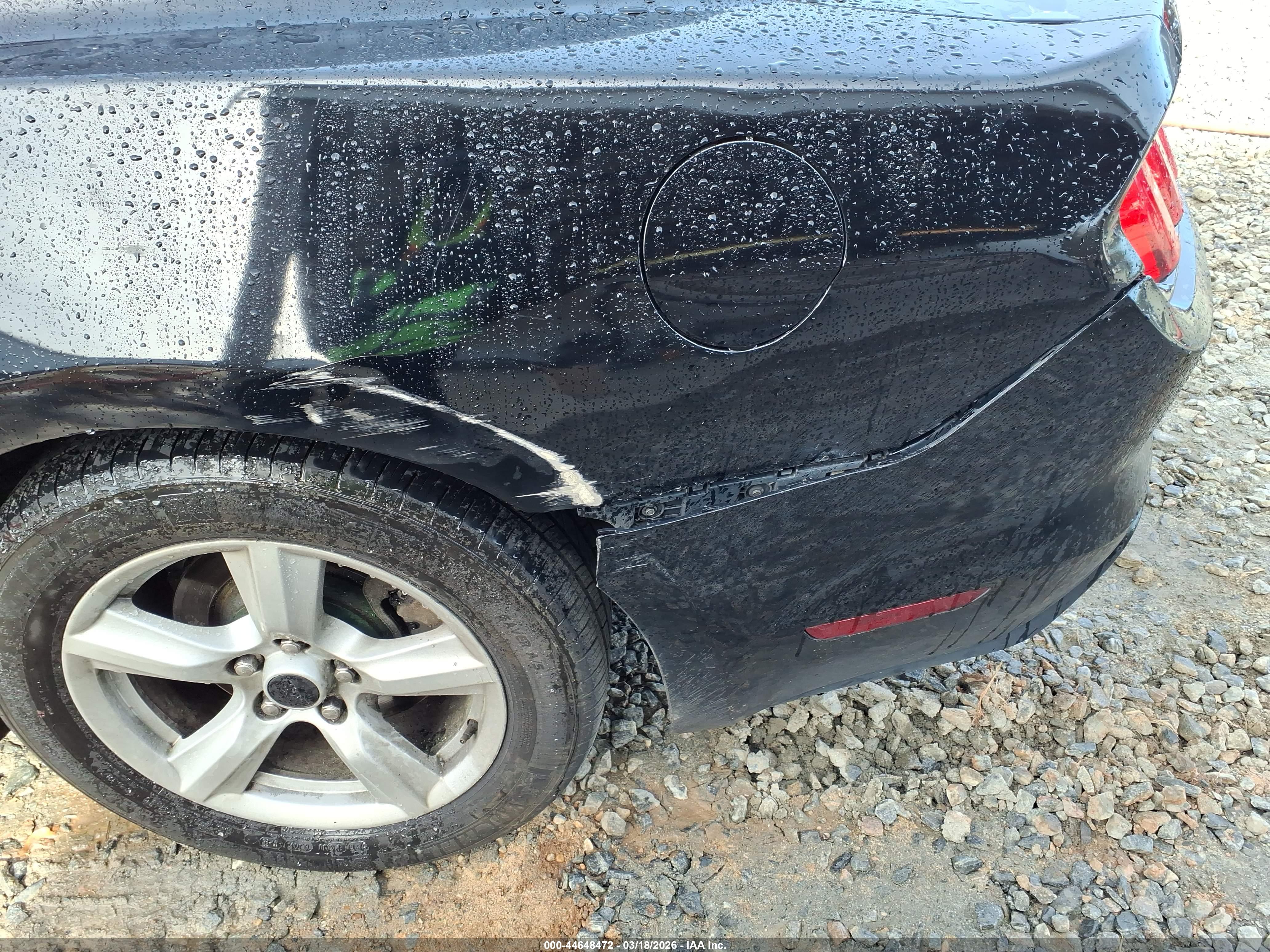 FORD MUSTANG image 6