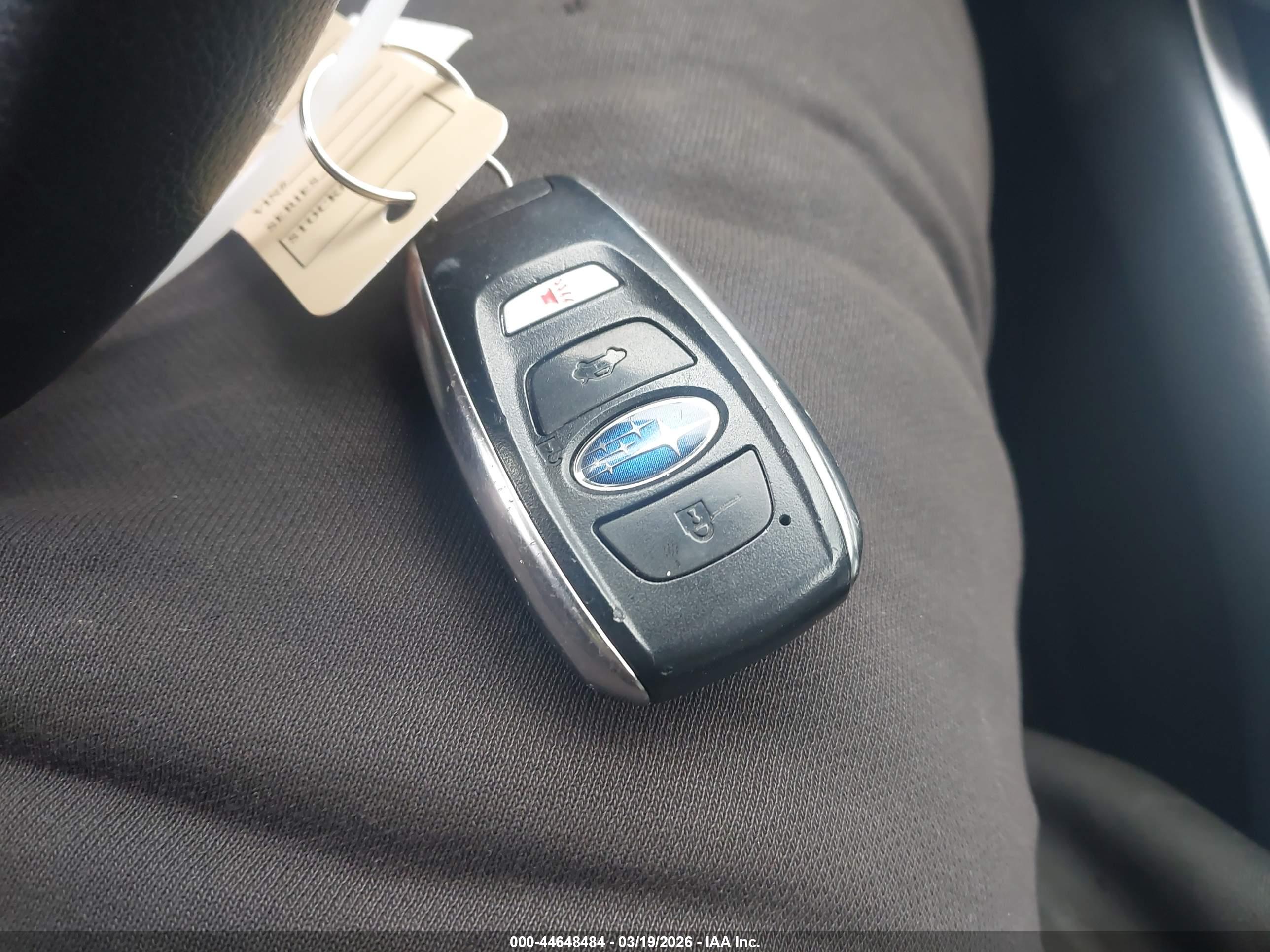 SUBARU OUTBACK image 11