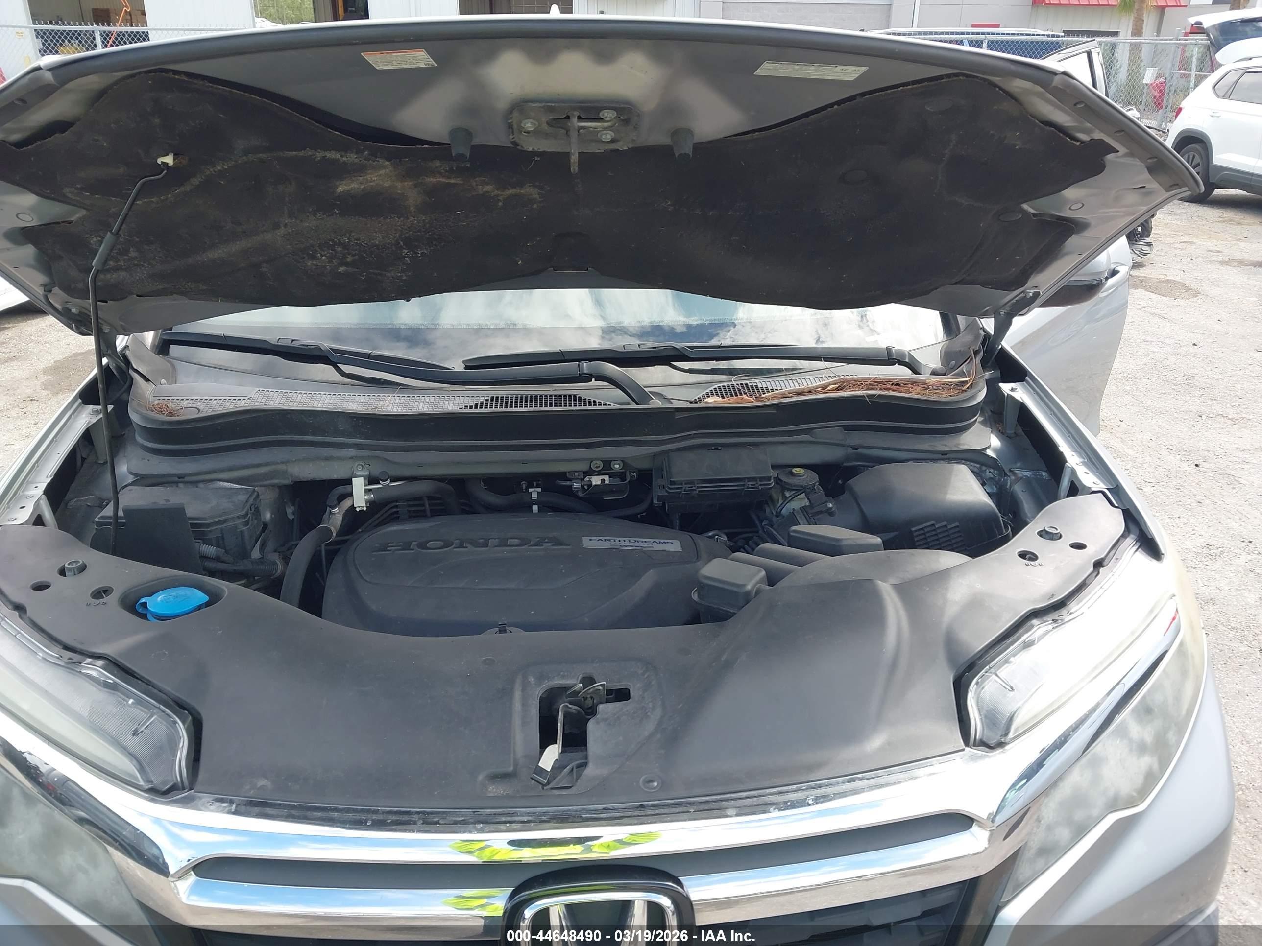 HONDA RIDGELINE image 10