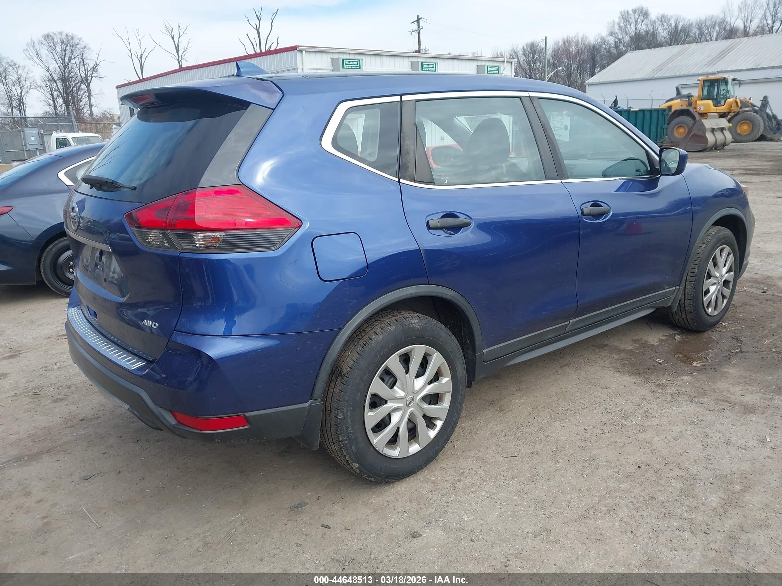 NISSAN ROGUE image 4