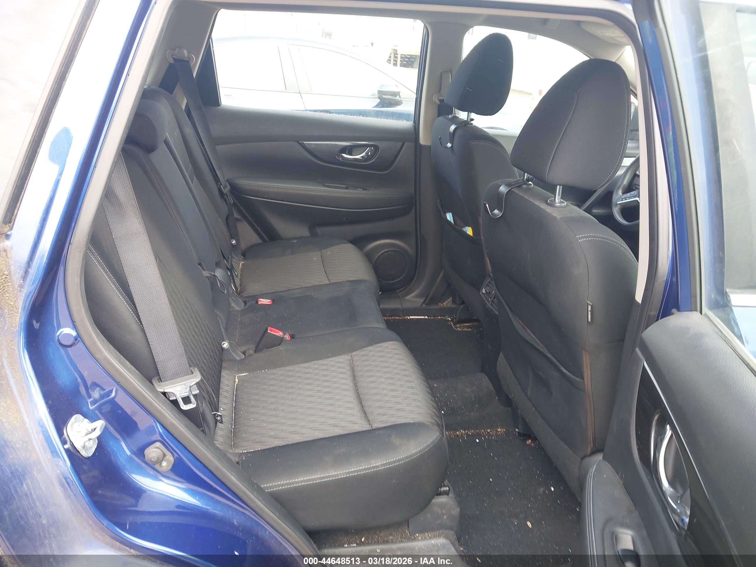 NISSAN ROGUE image 8