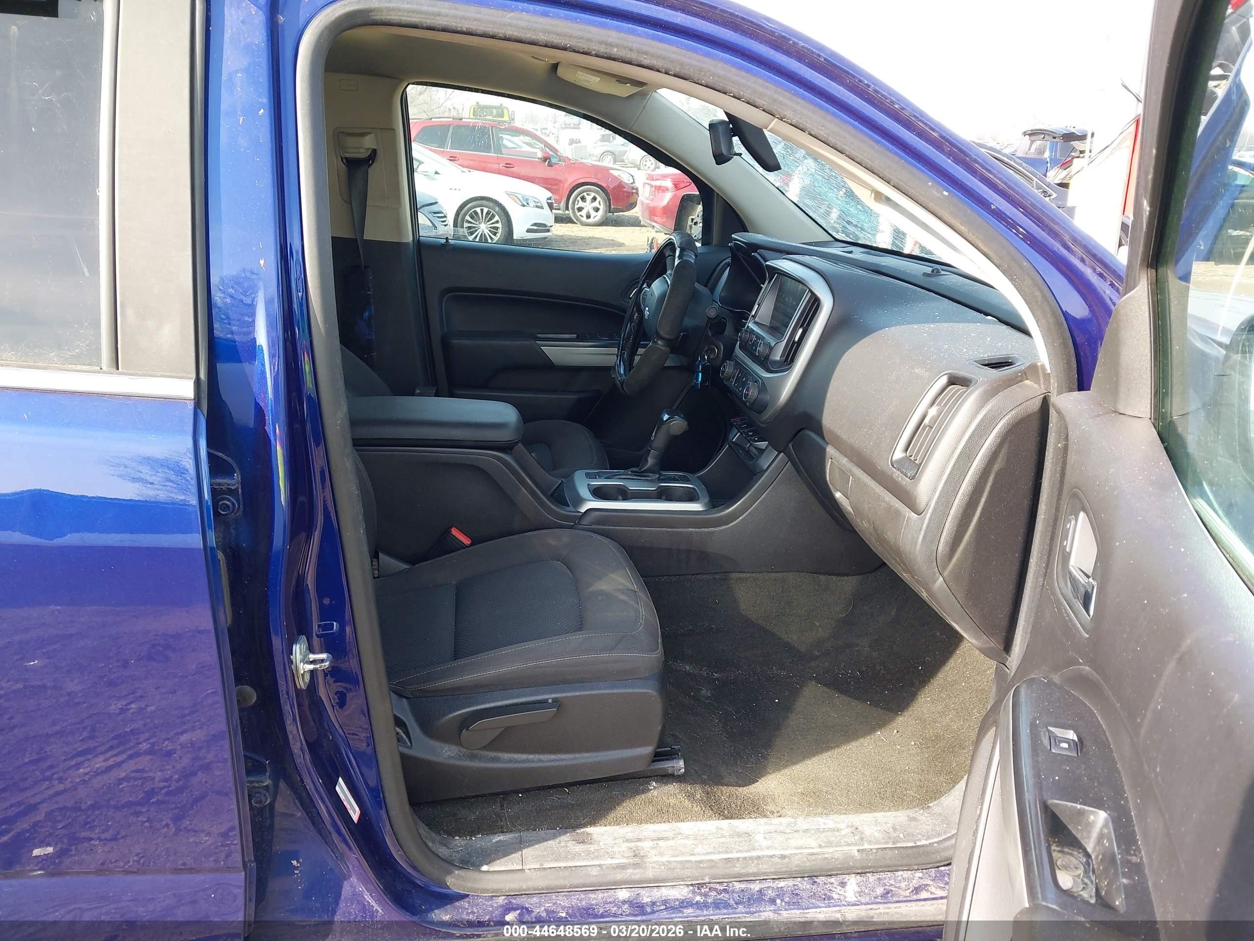 CHEVROLET COLORADO image 5