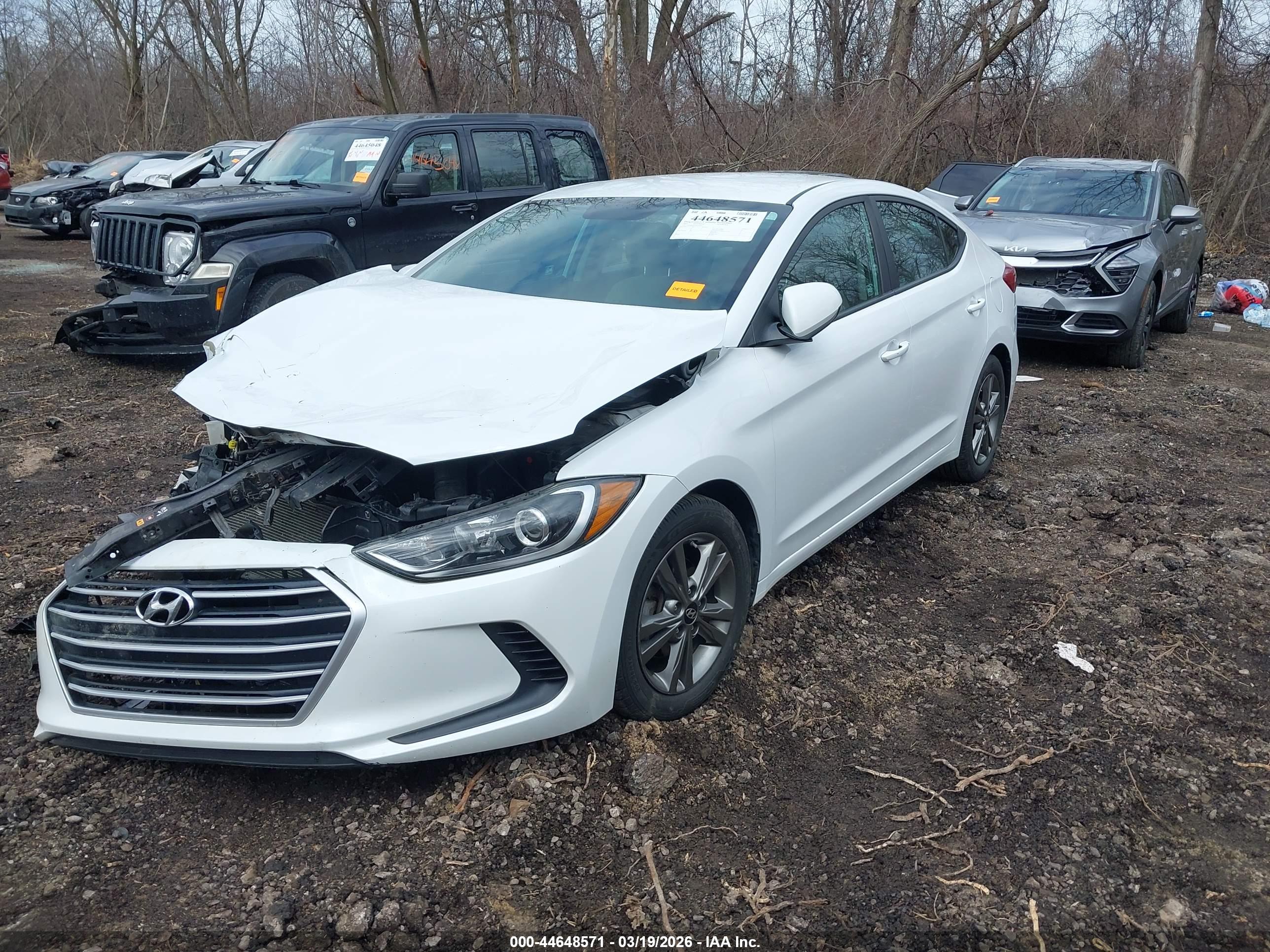 HYUNDAI ELANTRA image 2
