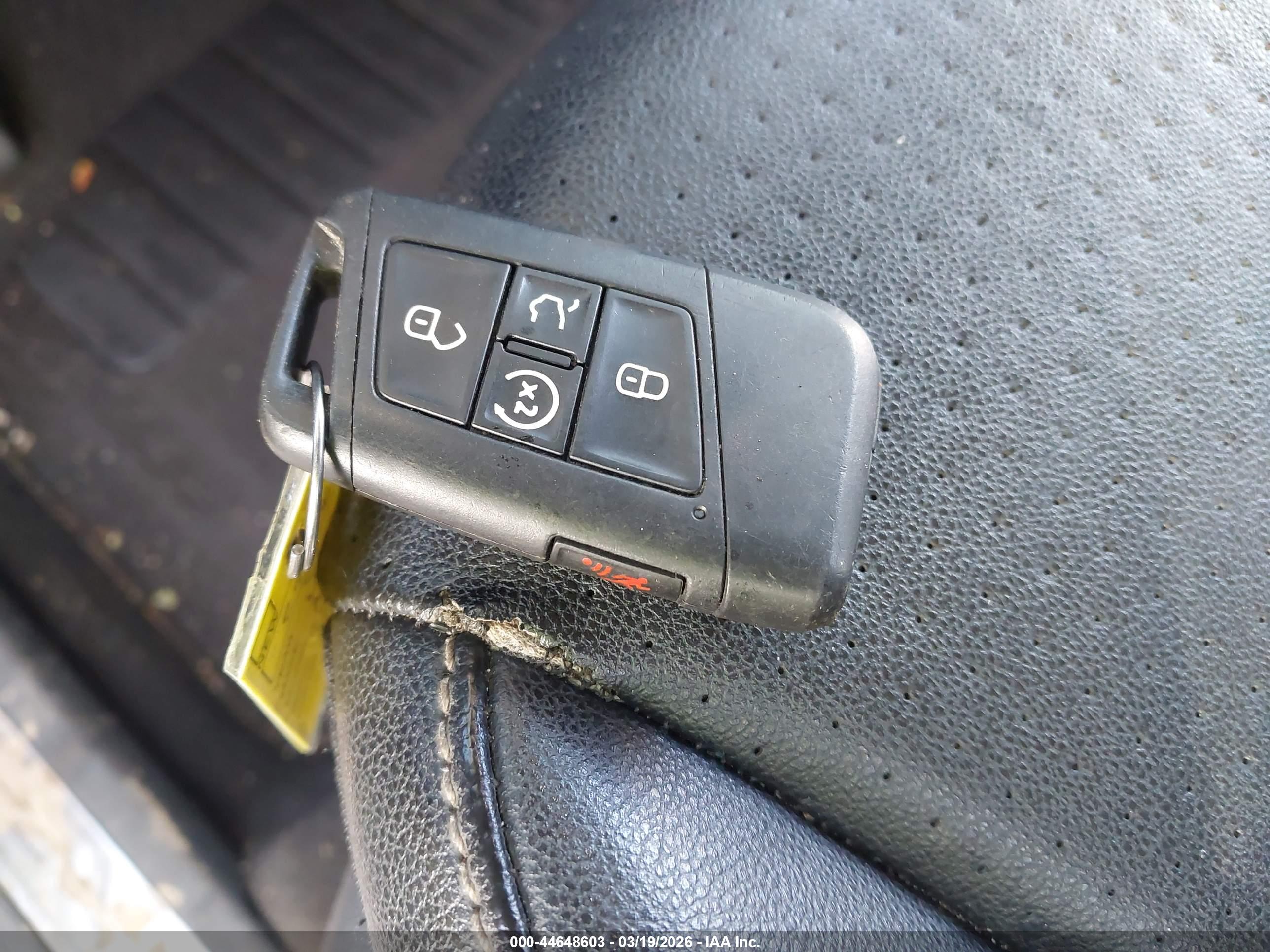 VOLKSWAGEN ATLAS image 11
