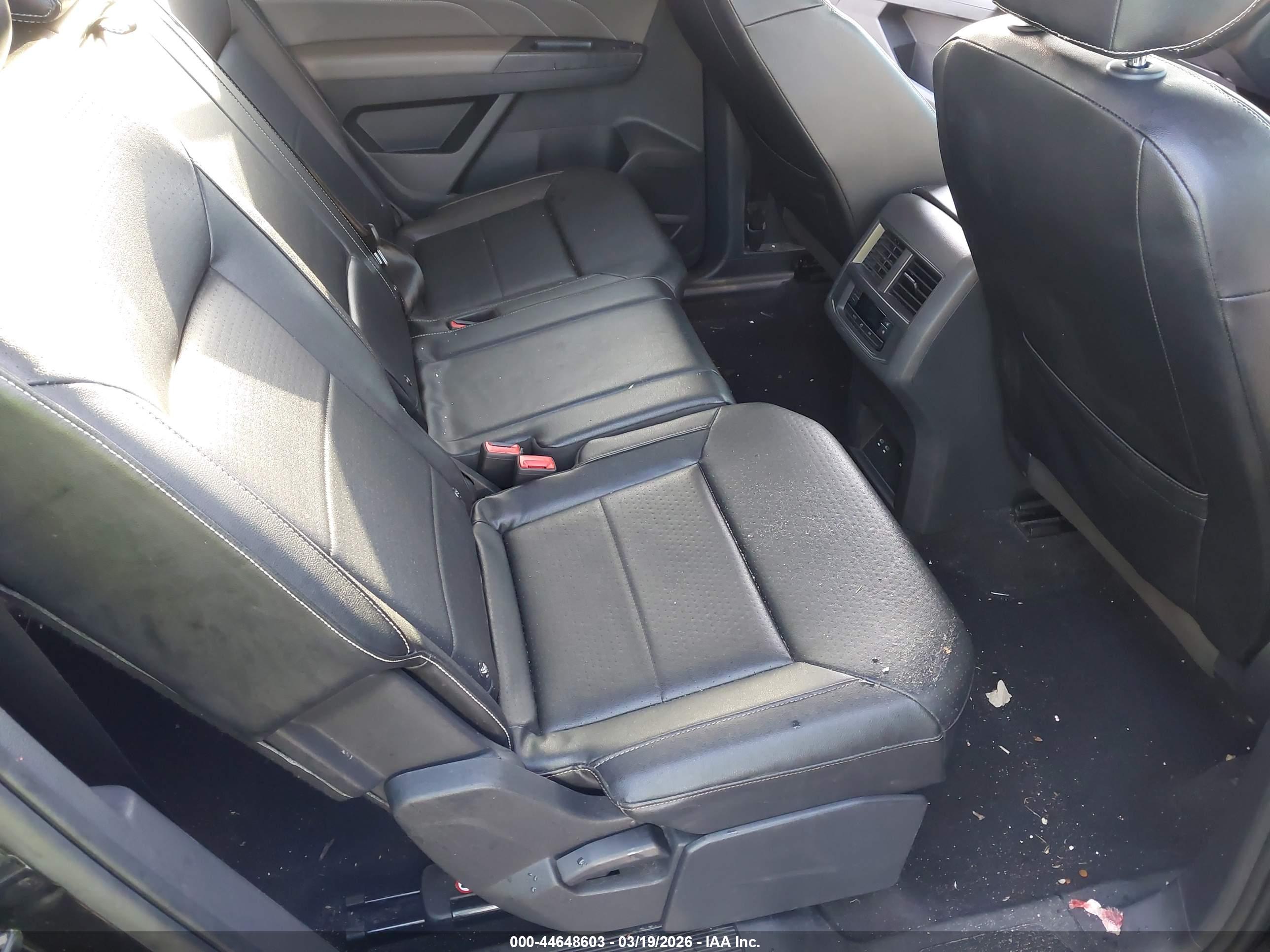 VOLKSWAGEN ATLAS image 8