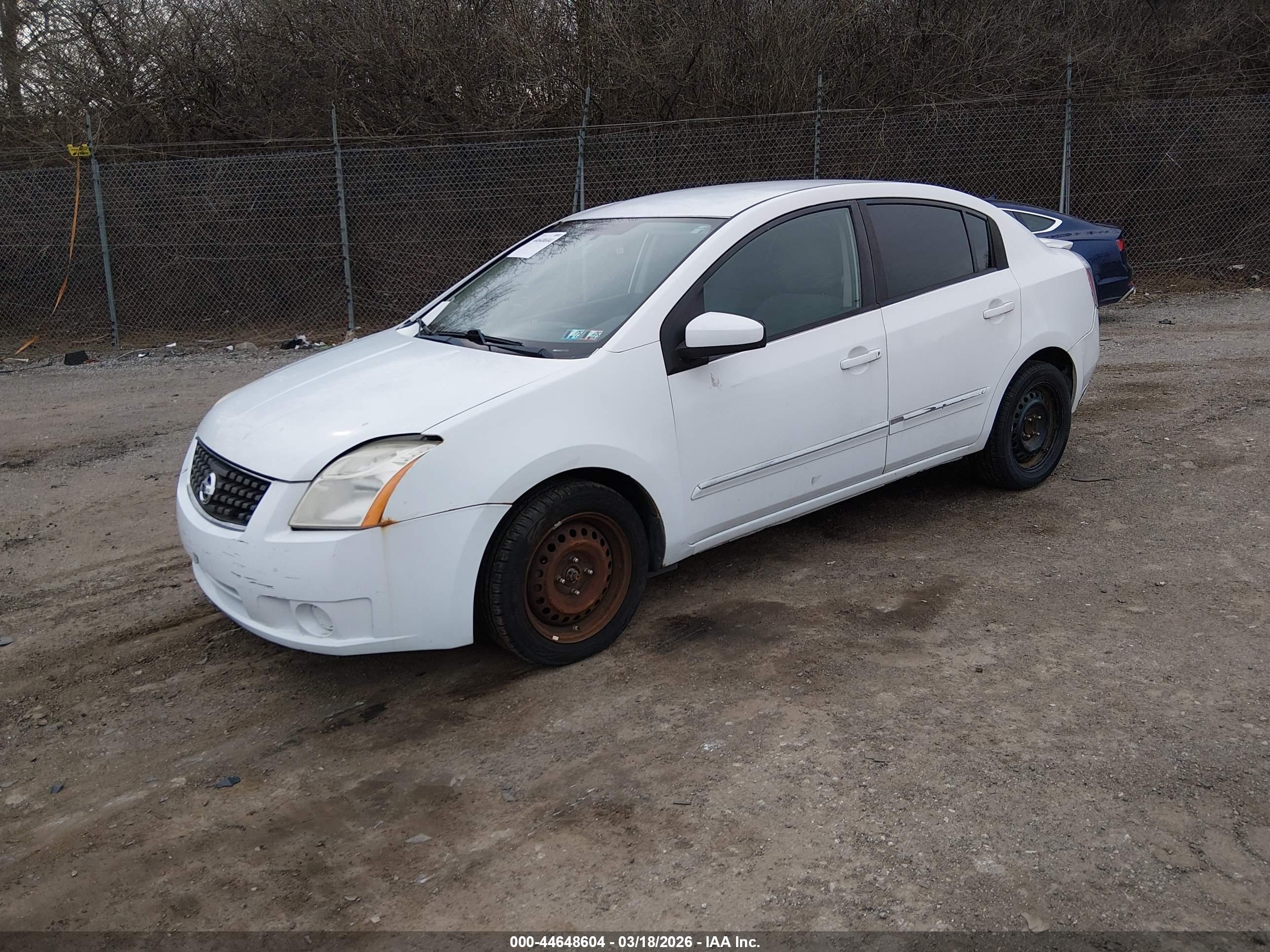 NISSAN SENTRA image 2