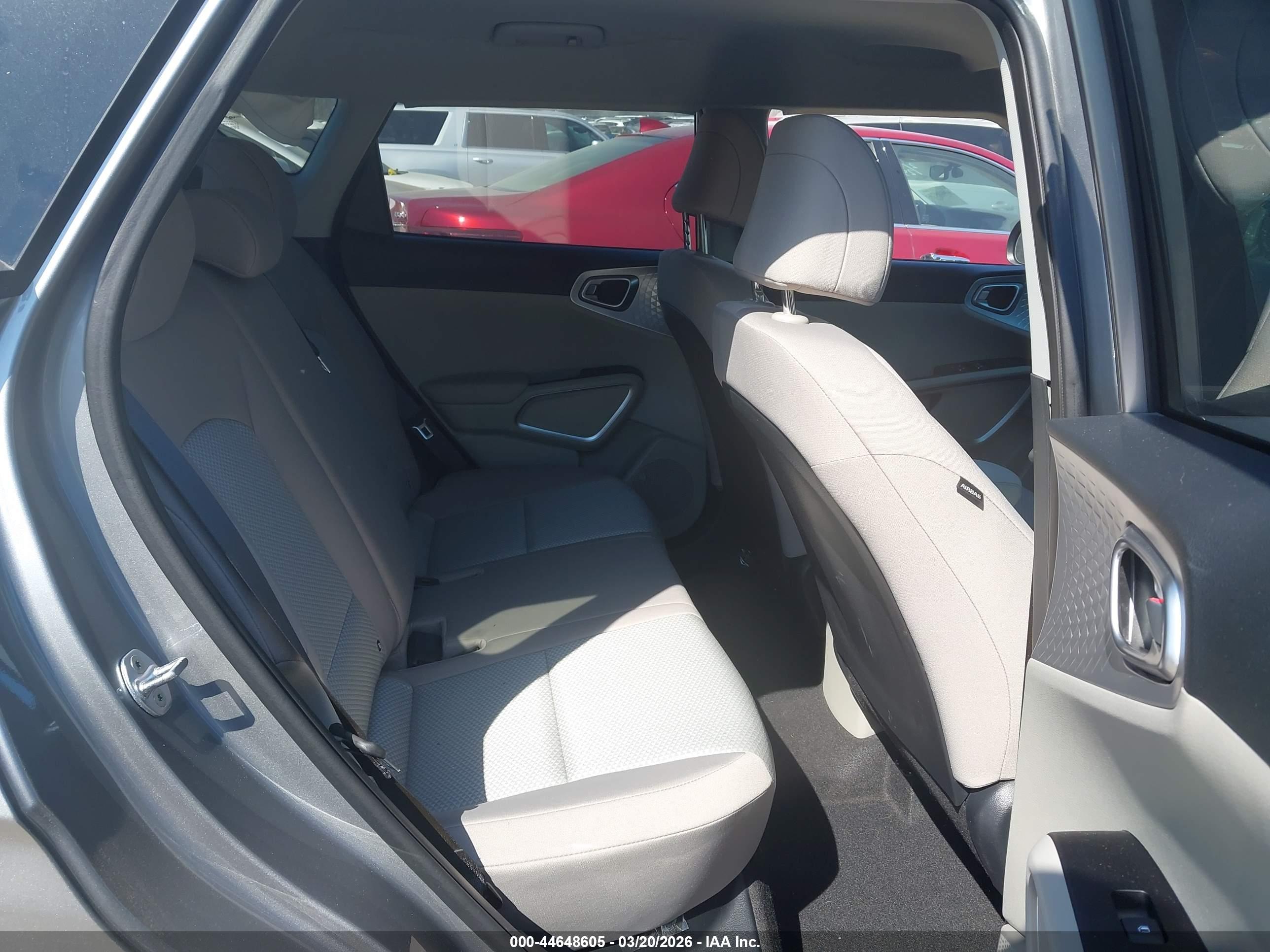 KIA SOUL image 8
