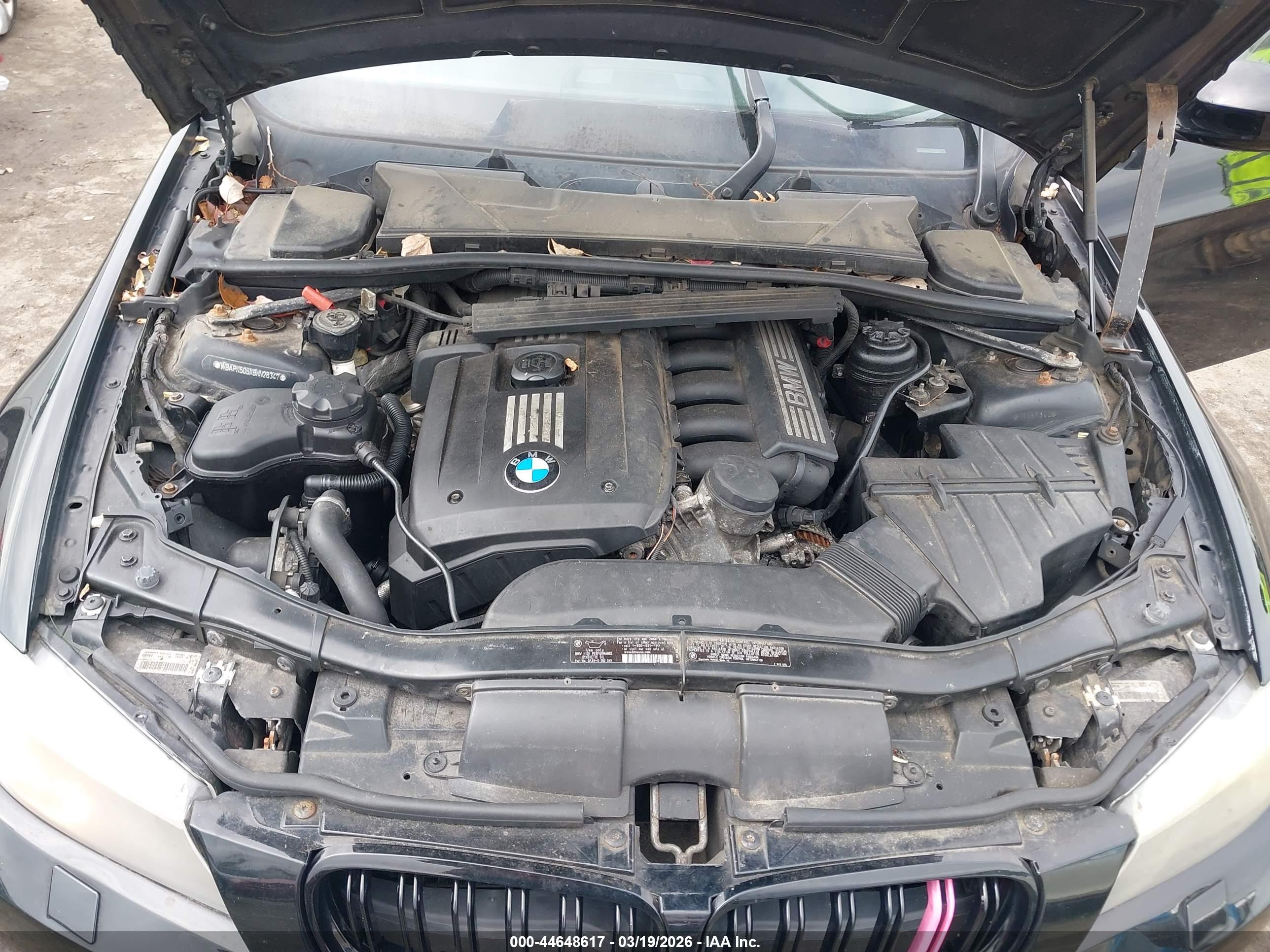 BMW 328I image 10