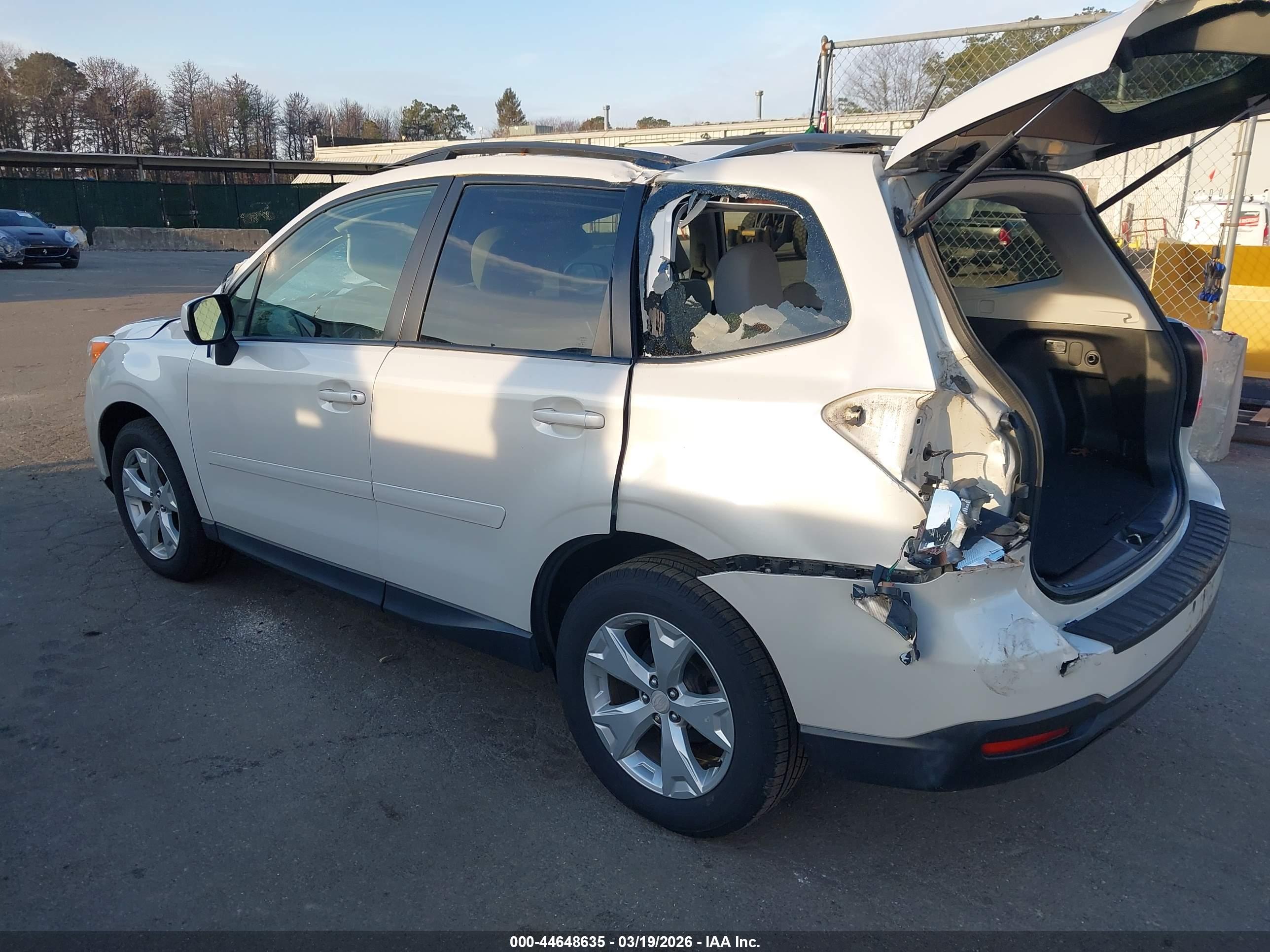 SUBARU FORESTER image 3