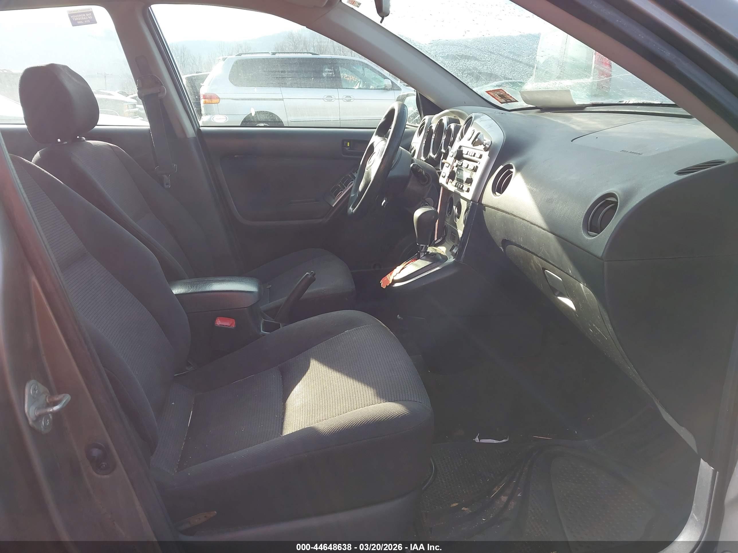 PONTIAC VIBE image 5