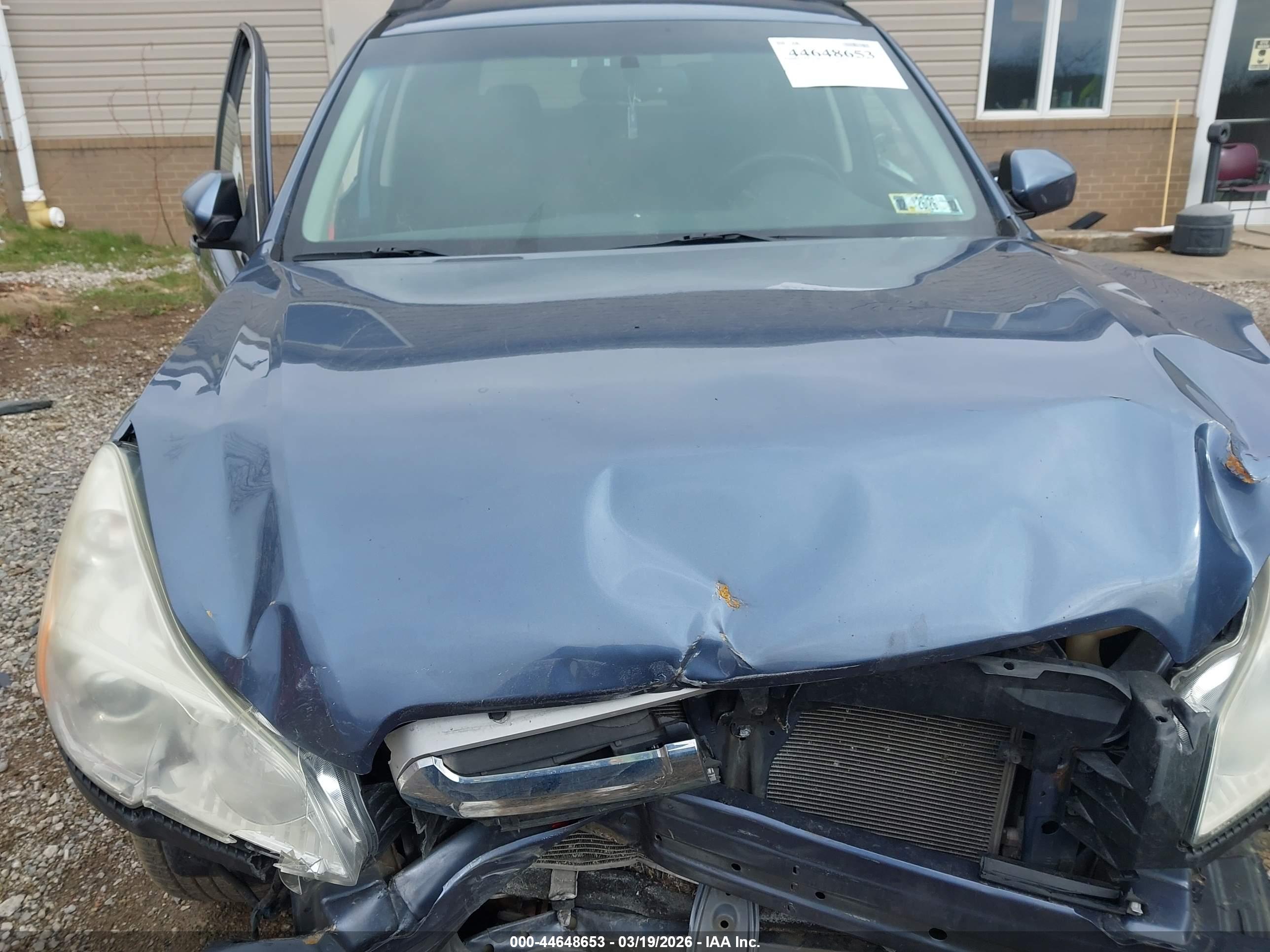 SUBARU OUTBACK image 10