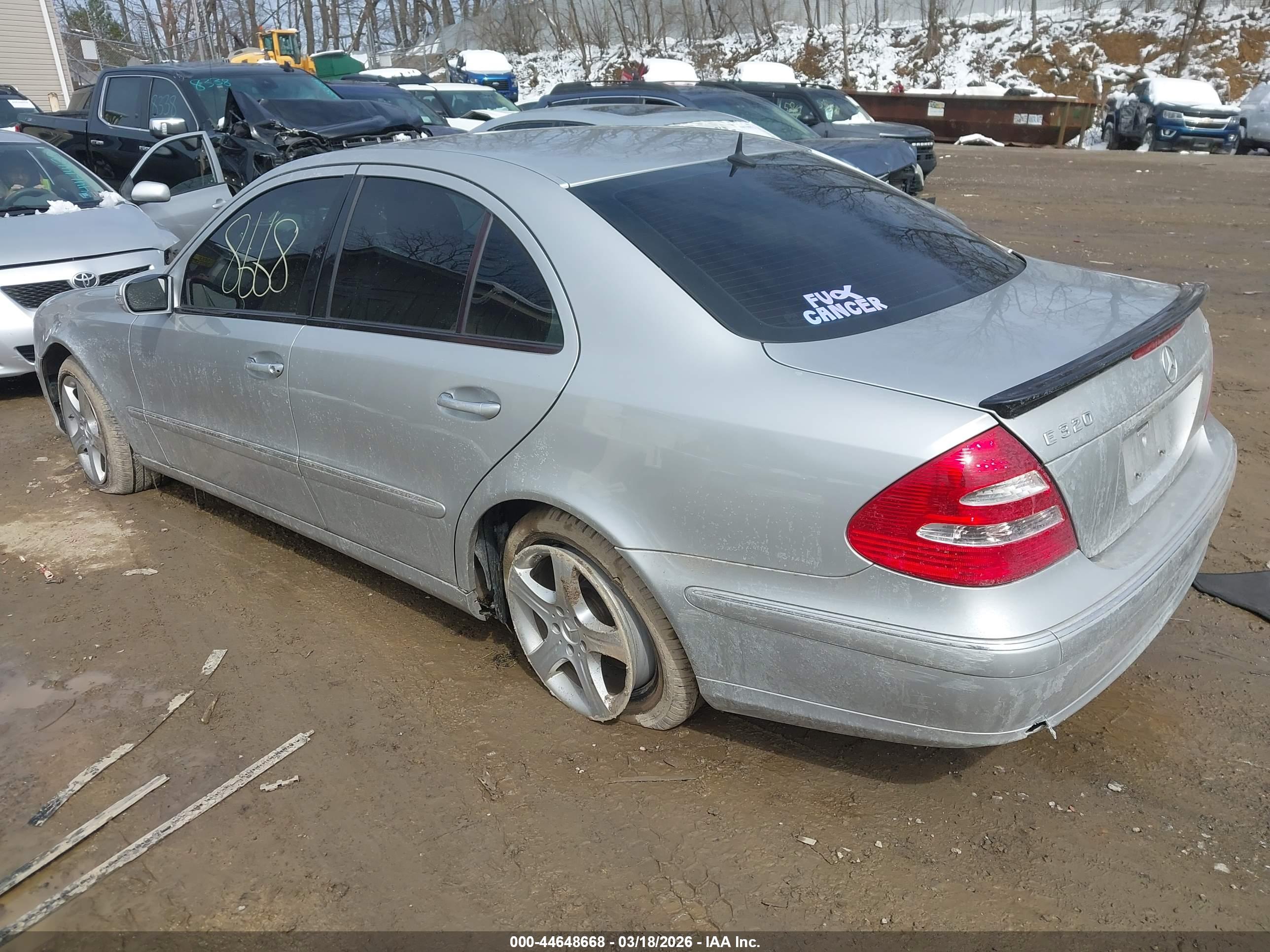 MERCEDES-BENZ E image 3