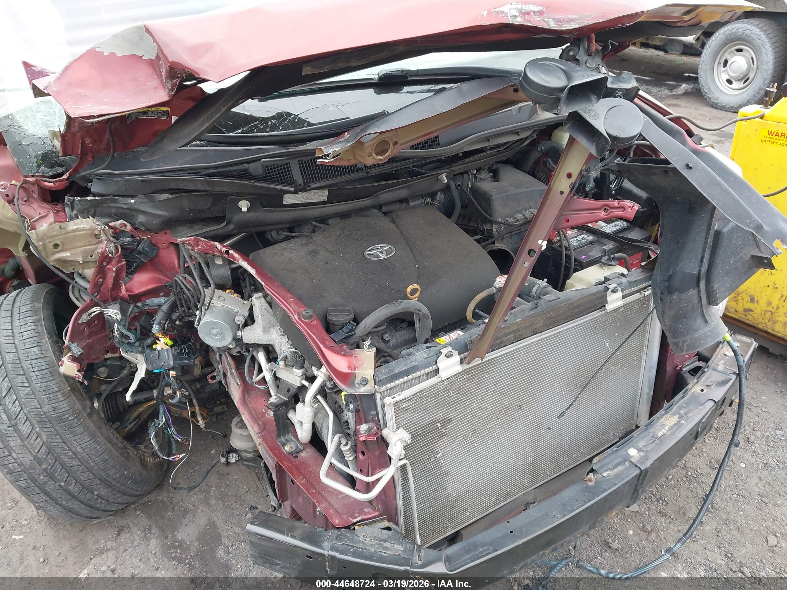 TOYOTA SIENNA image 6