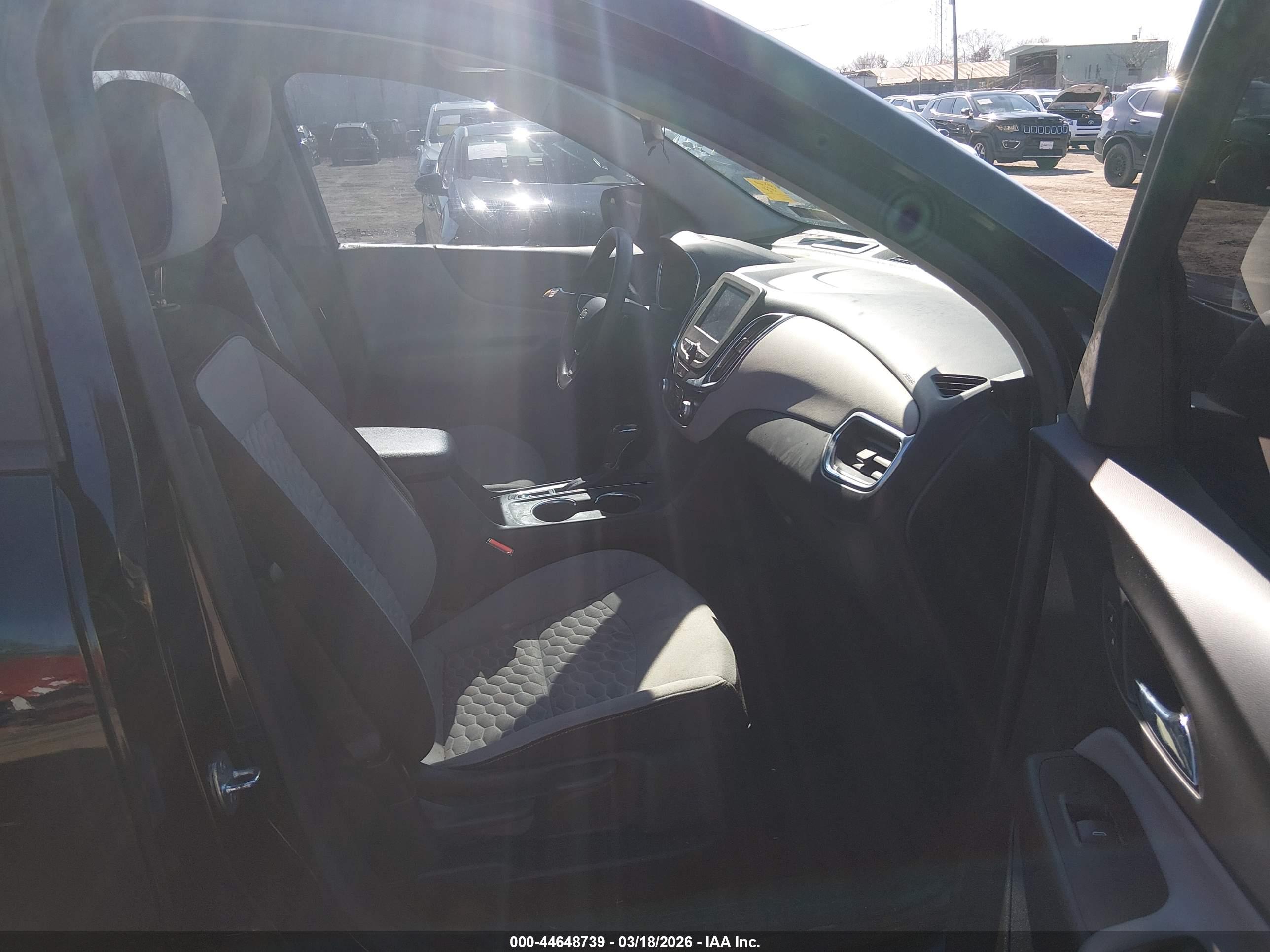 CHEVROLET EQUINOX image 5