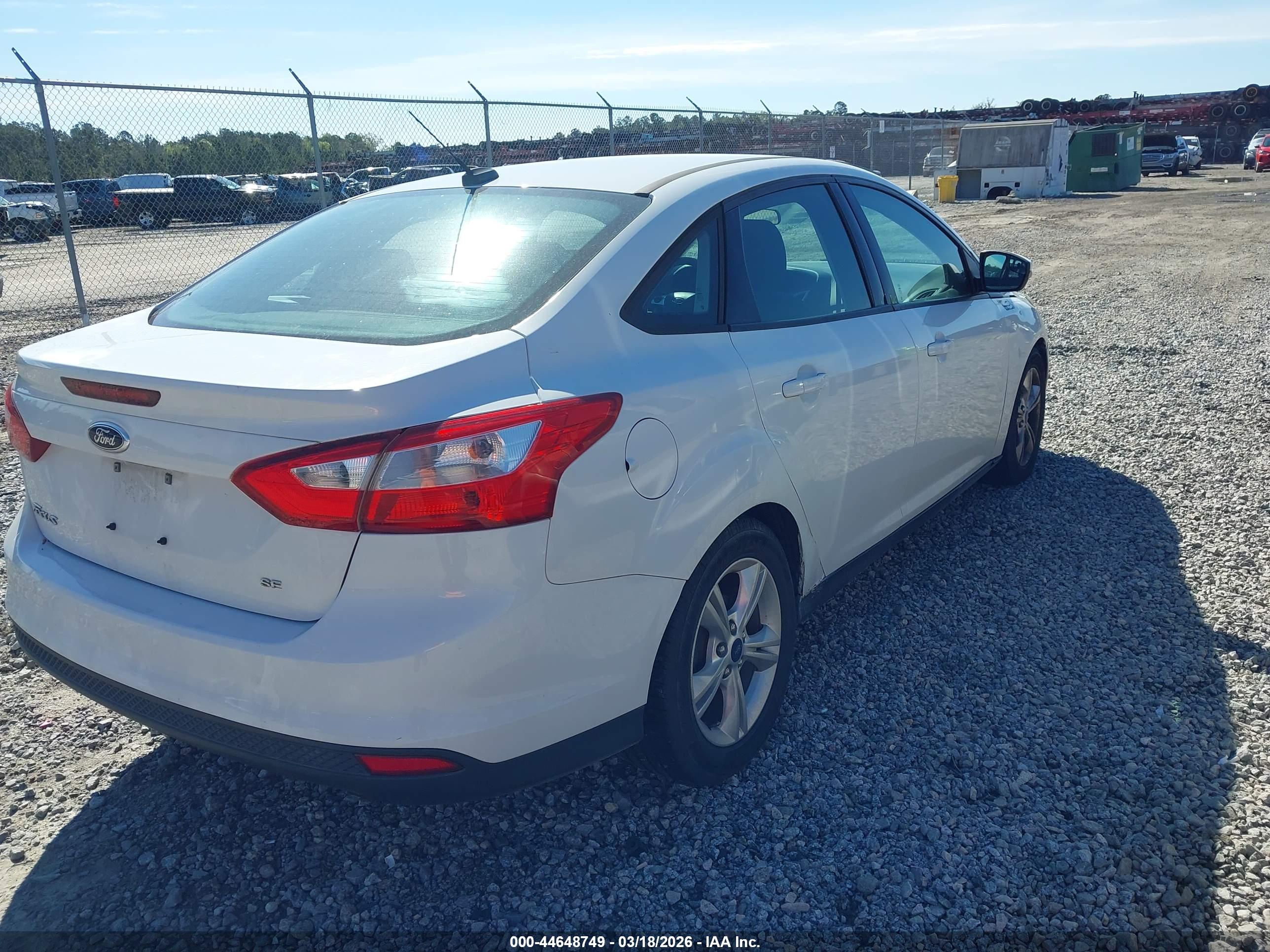 FORD FOCUS image 4