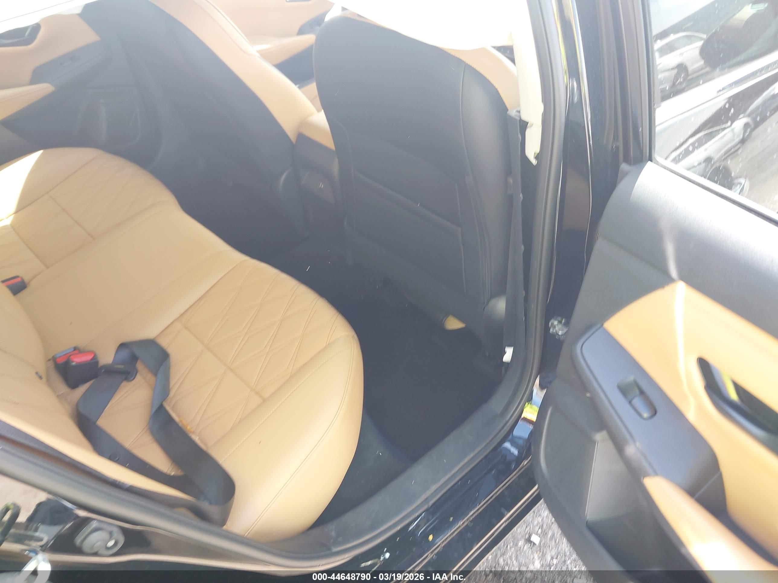 NISSAN SENTRA image 8