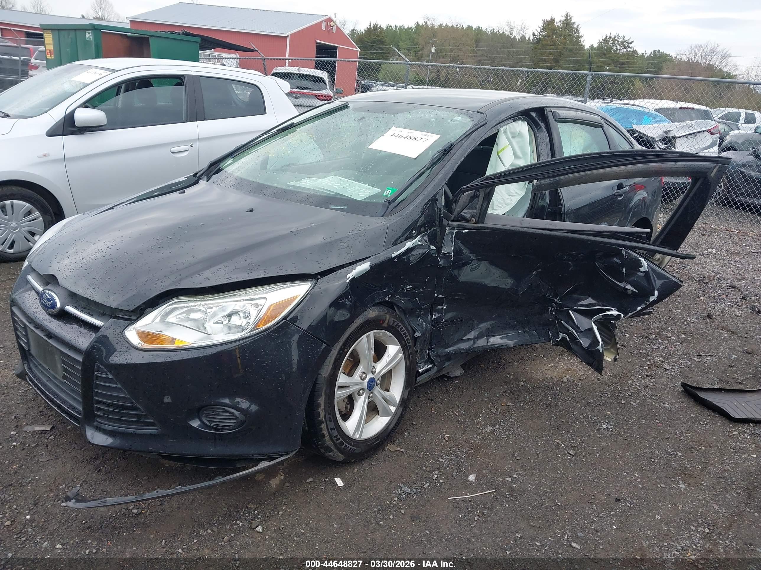FORD FOCUS image 2