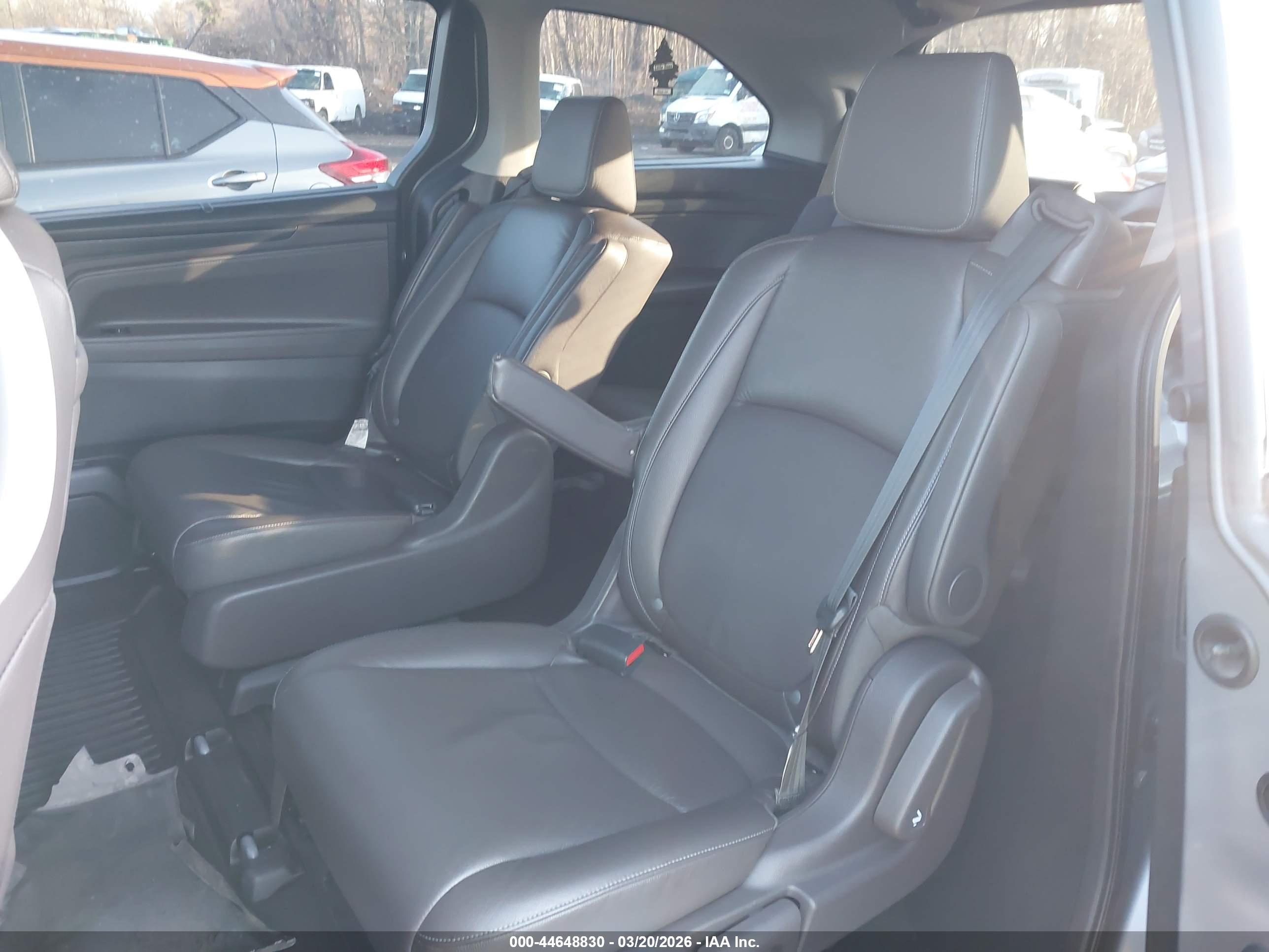 HONDA ODYSSEY image 8