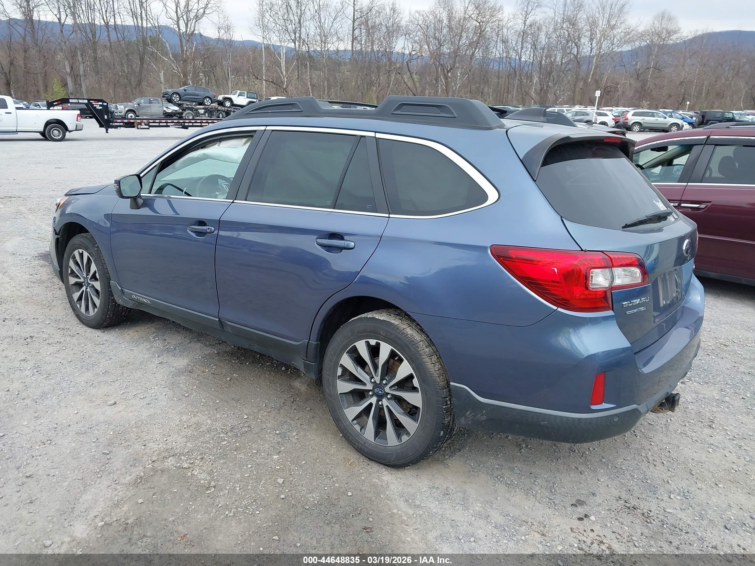 SUBARU OUTBACK image 3