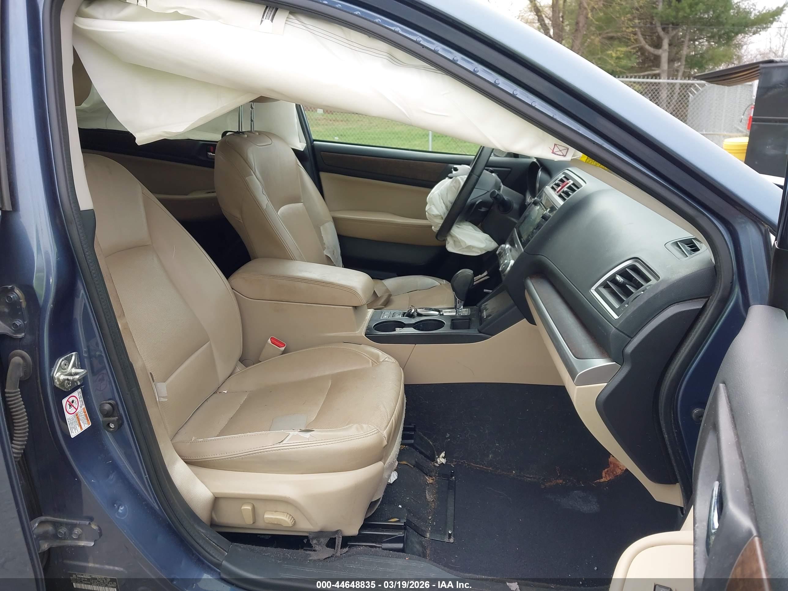 SUBARU OUTBACK image 5
