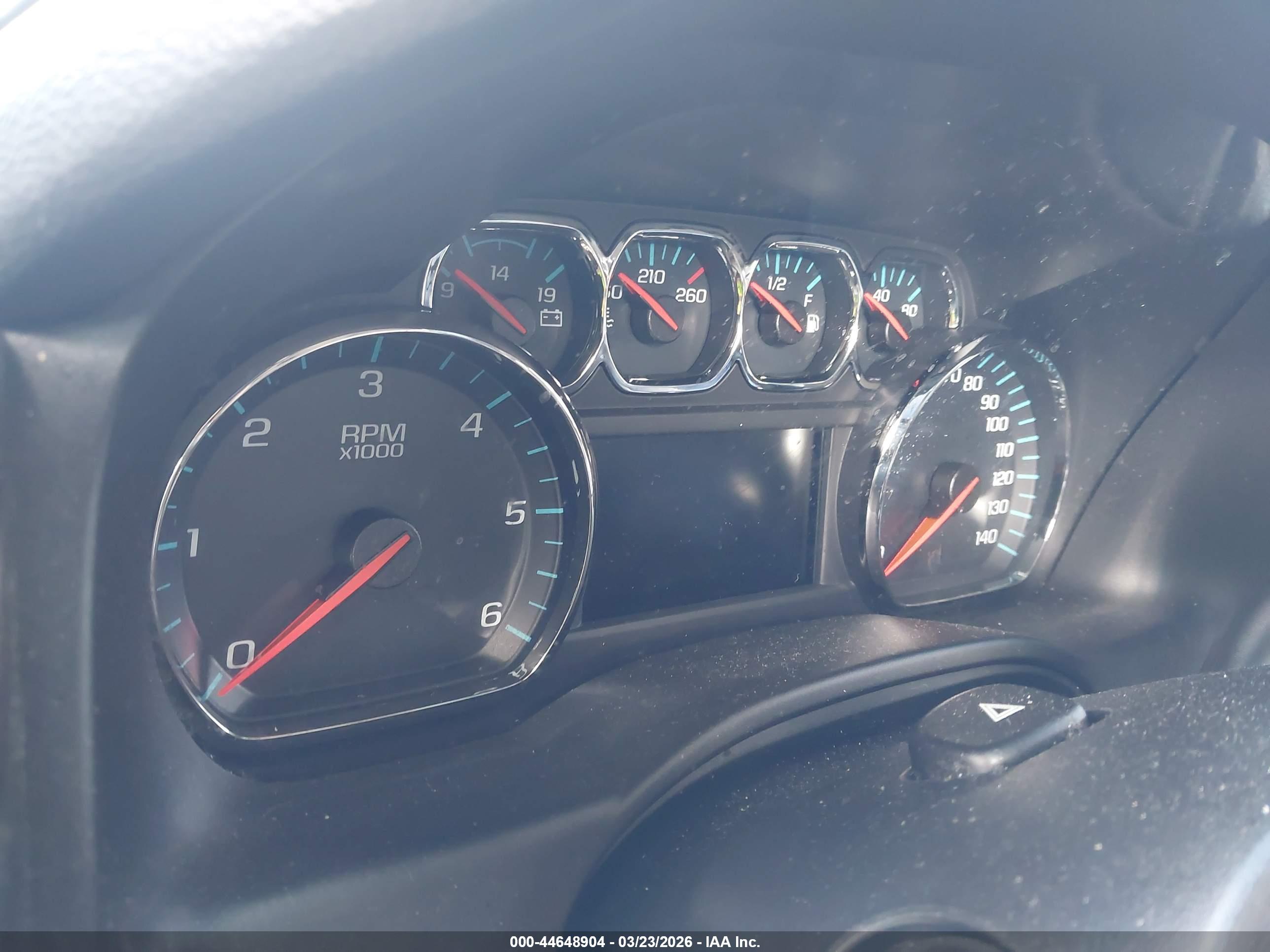 CHEVROLET TAHOE image 7
