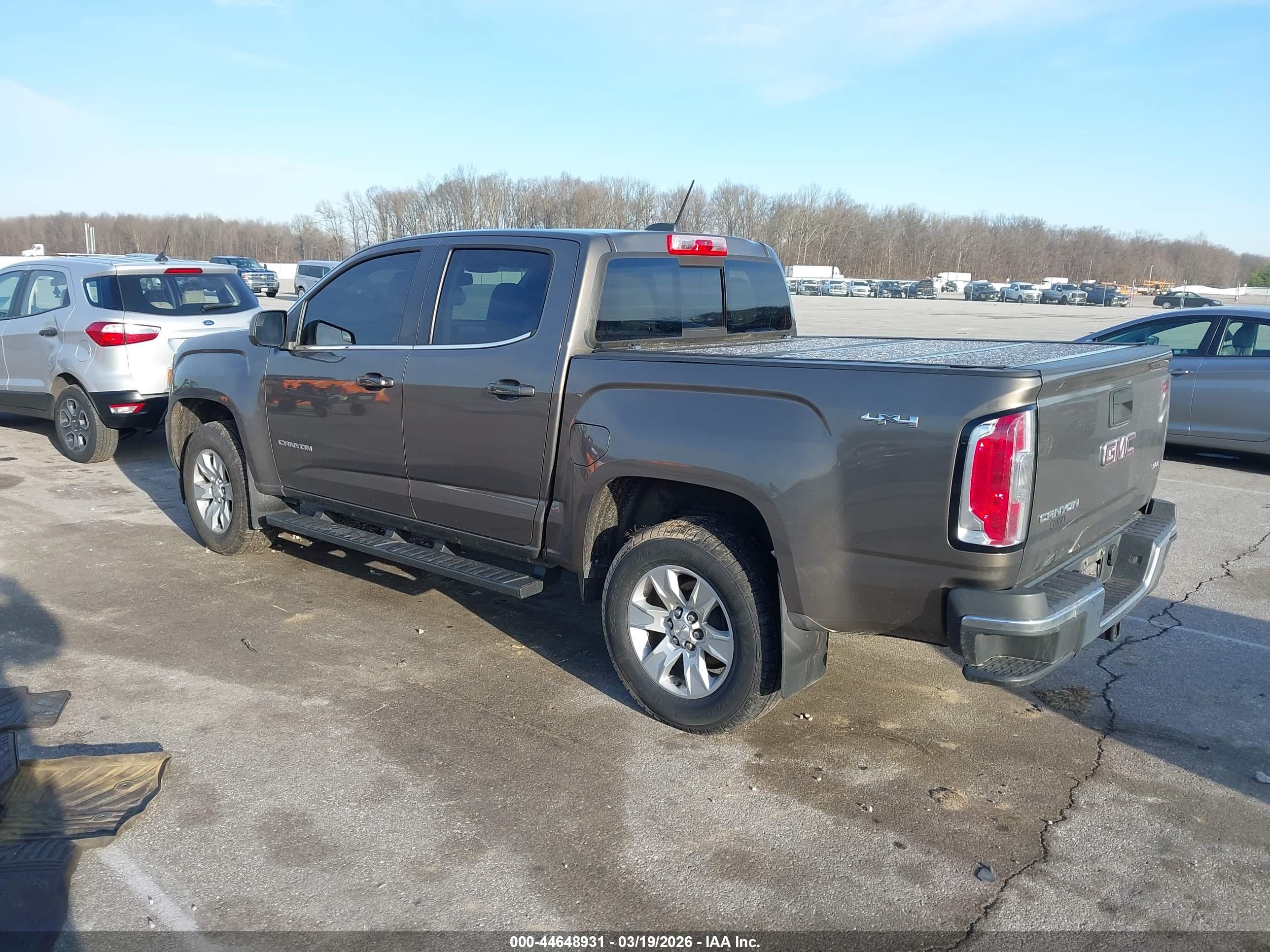 GMC CANYON image 3