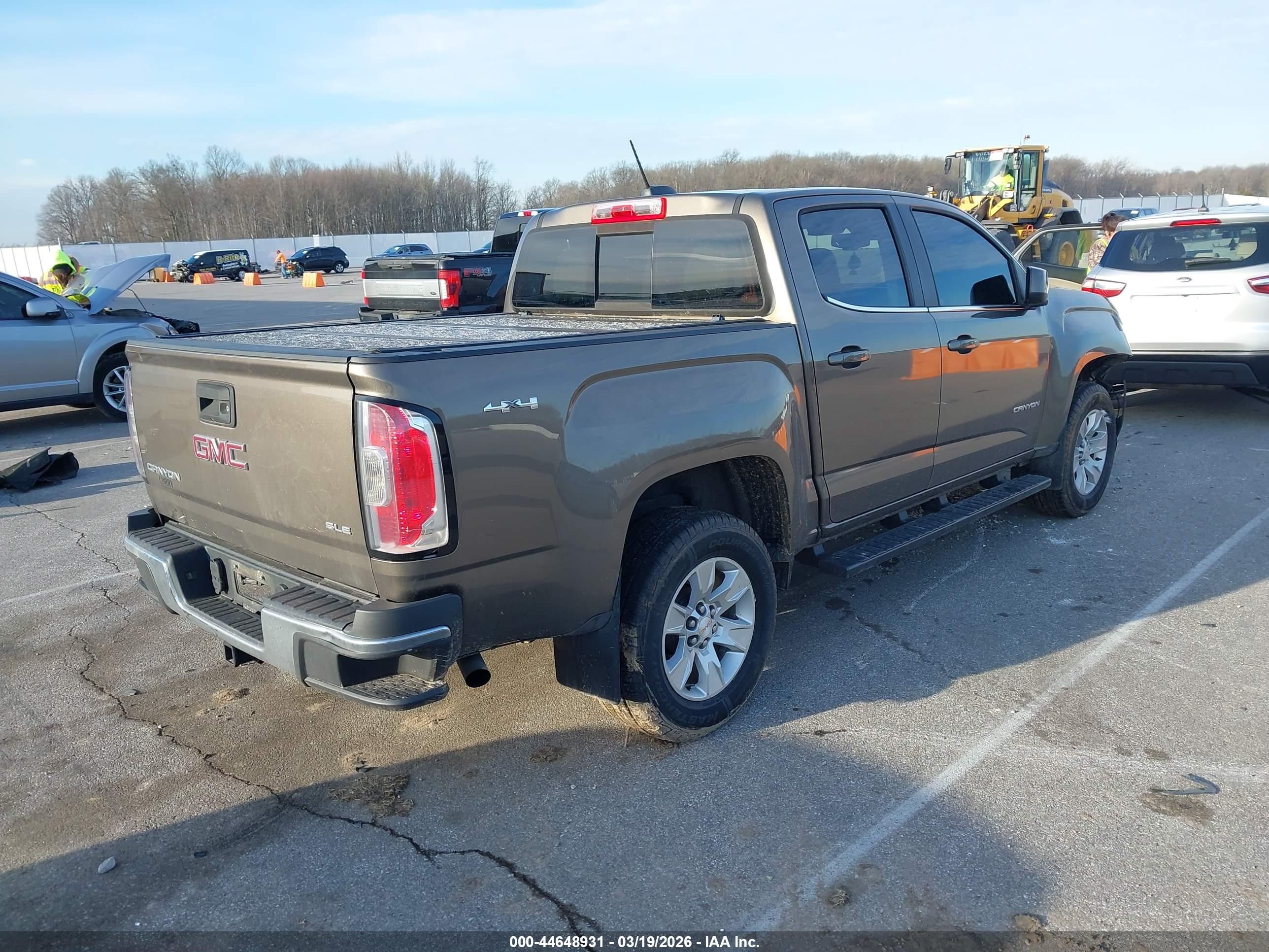 GMC CANYON image 4