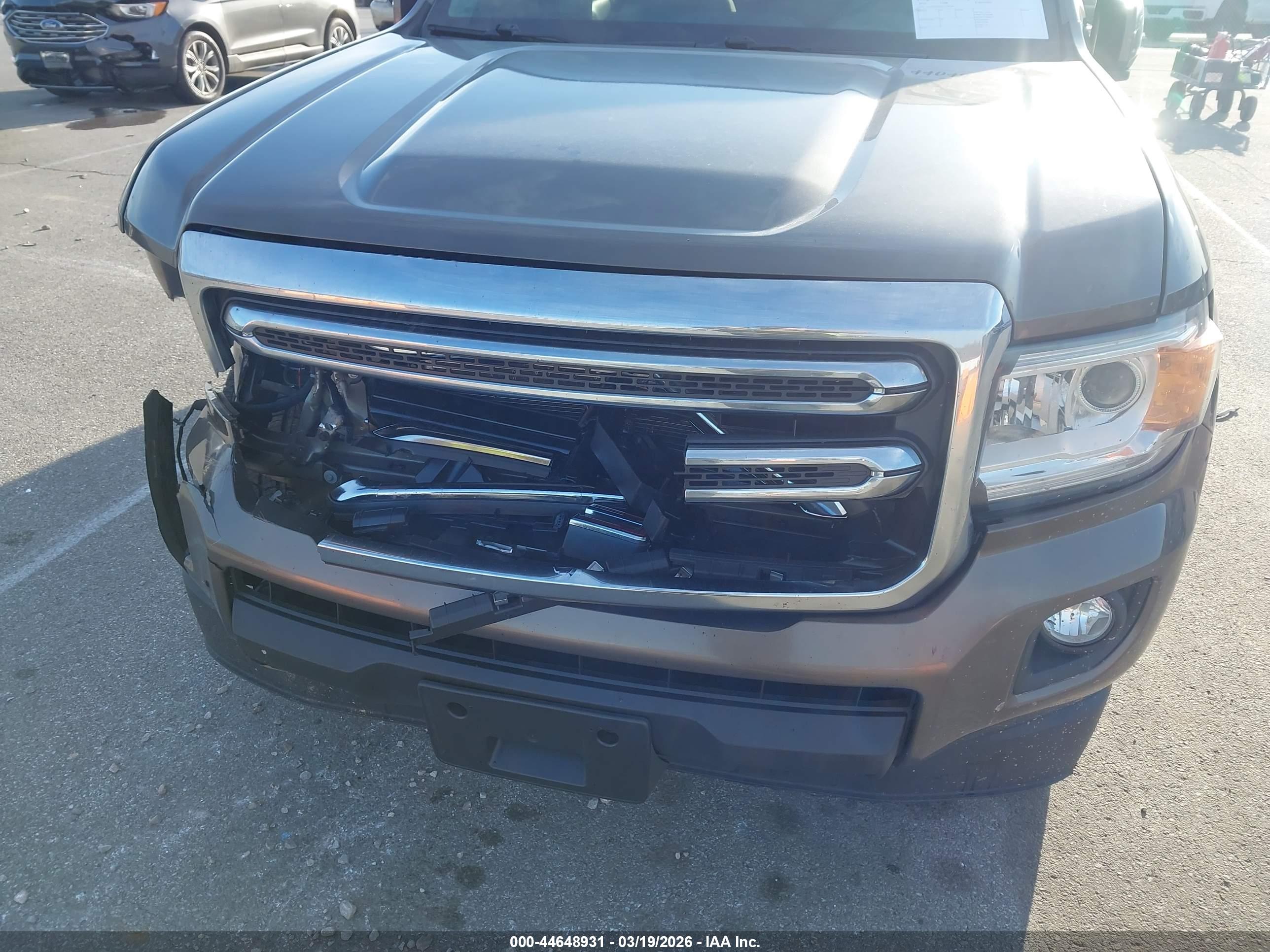 GMC CANYON image 6