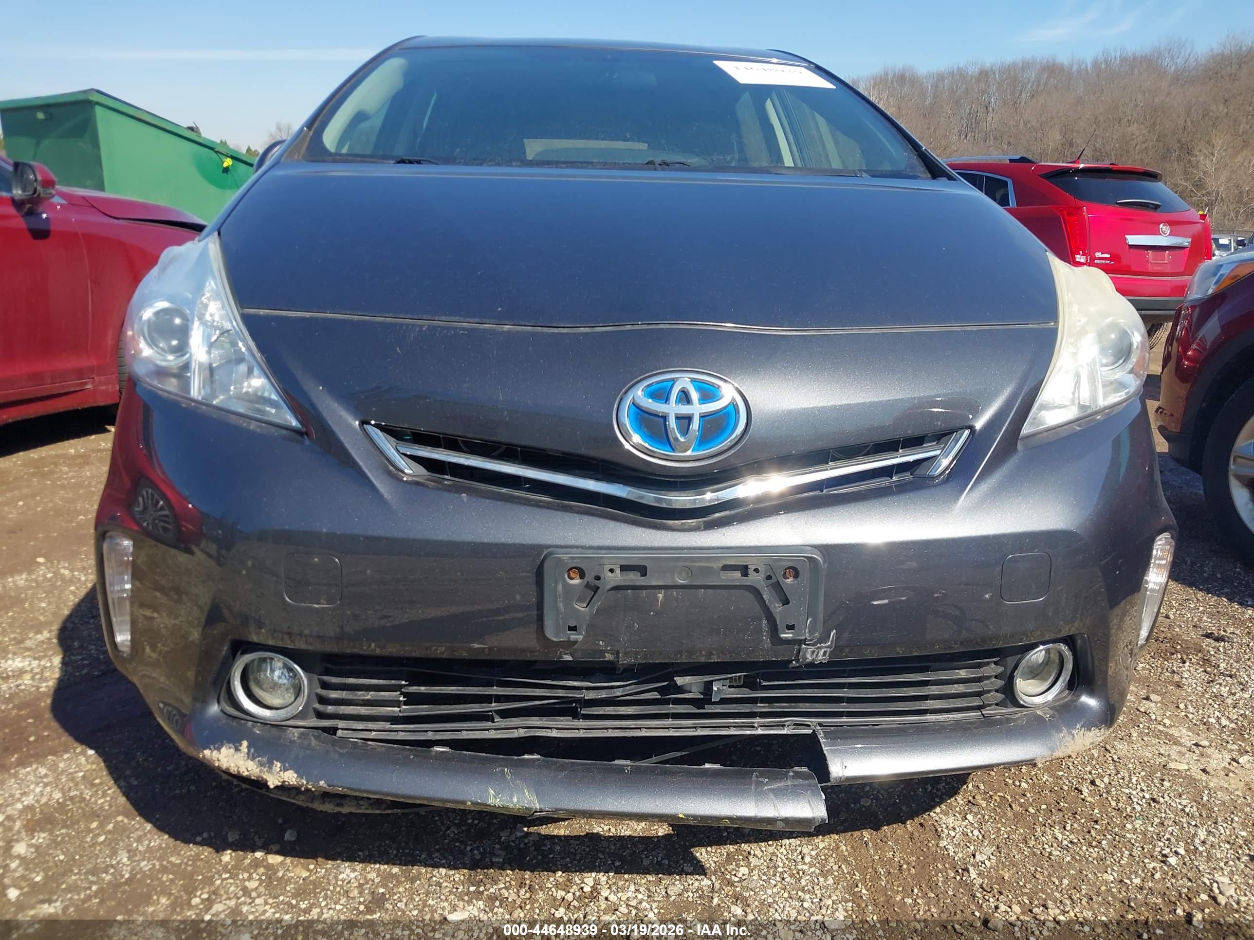 TOYOTA PRIUS image 6