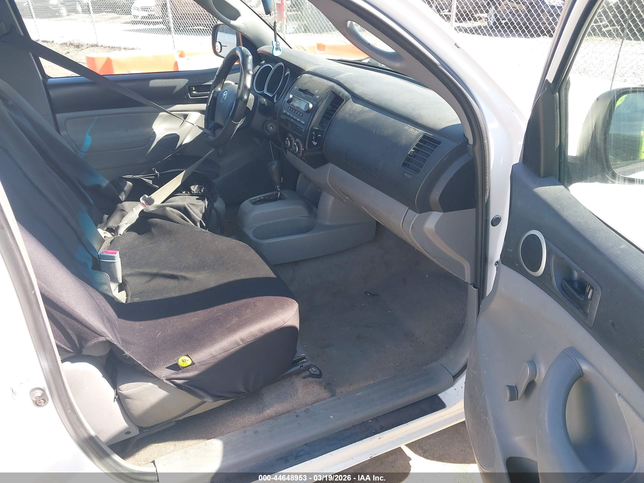 TOYOTA TACOMA image 5