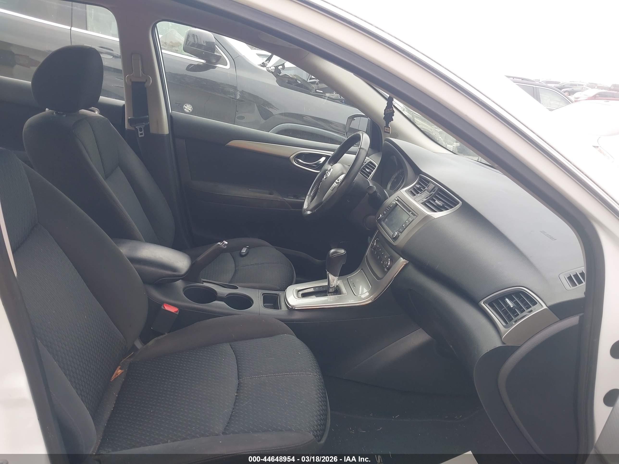 NISSAN SENTRA image 5
