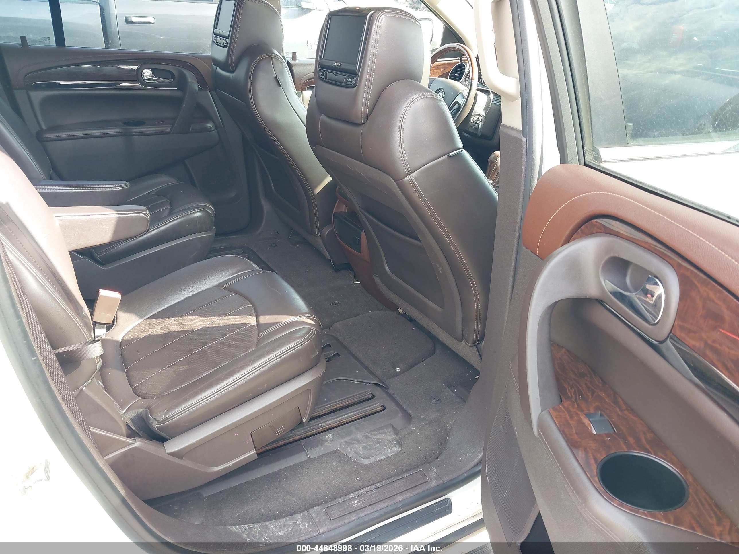 BUICK ENCLAVE image 8