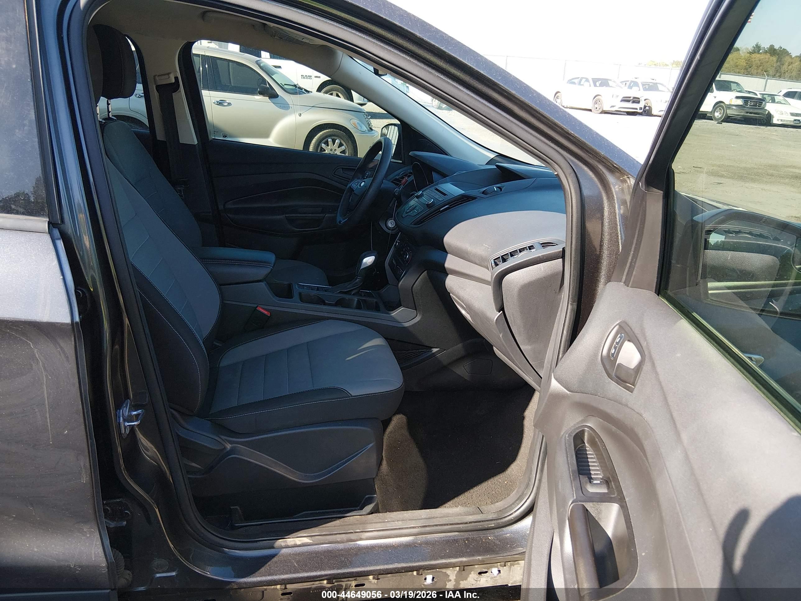 FORD ESCAPE image 5